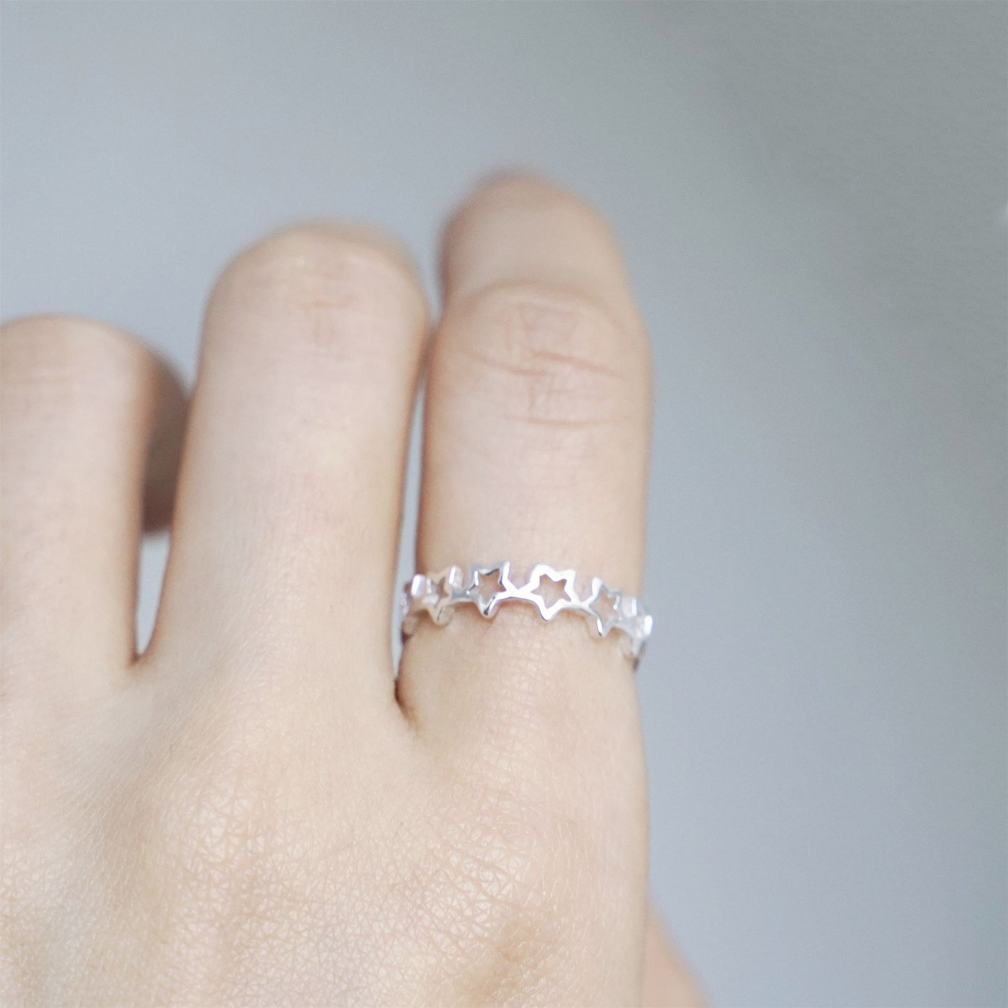 Sterling Silver Linked Hollow Stars Knuckle Stack Ring Open Band J - O - sugarkittenlondon