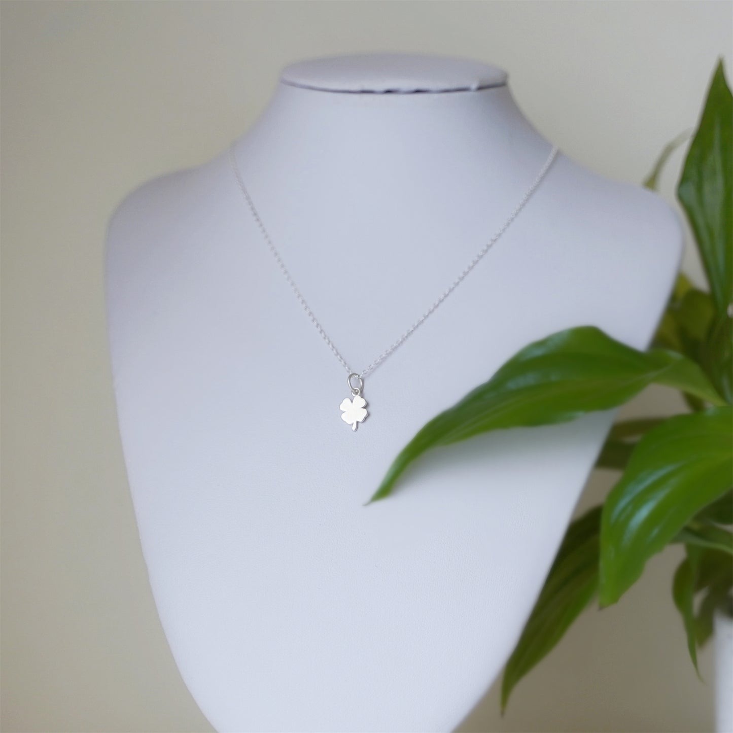 Sterling Silver Solid Lucky Four Leaf Clover Shamrock Pendant - sugarkittenlondon
