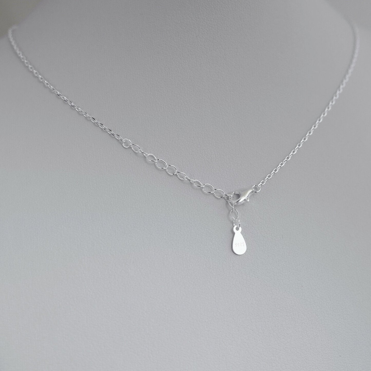 Sterling Silver 11mm Daisy Flower Blossom Pendant Lobster Clasp Necklace 2 Tones - sugarkittenlondon
