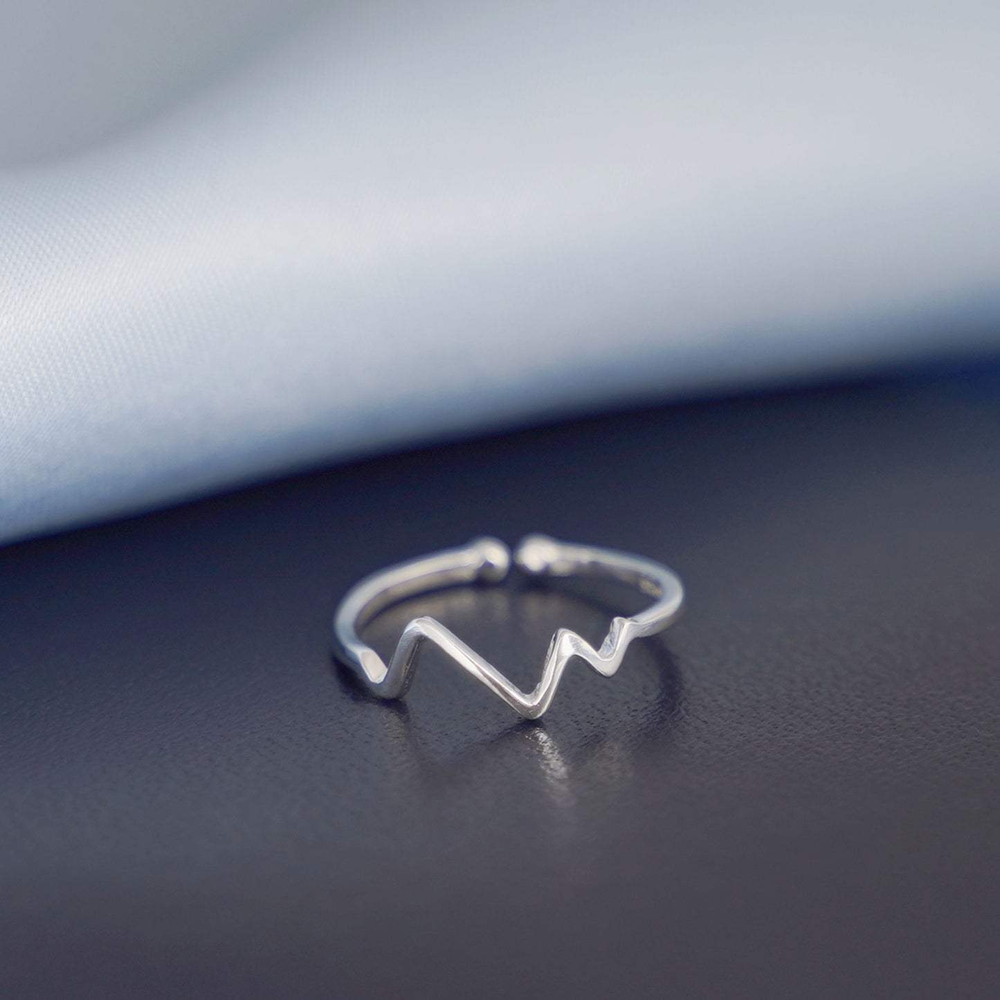 Sterling Silver Heartbeat Ring Pulse Ring Beaded Ends Adjustable Open Band - sugarkittenlondon