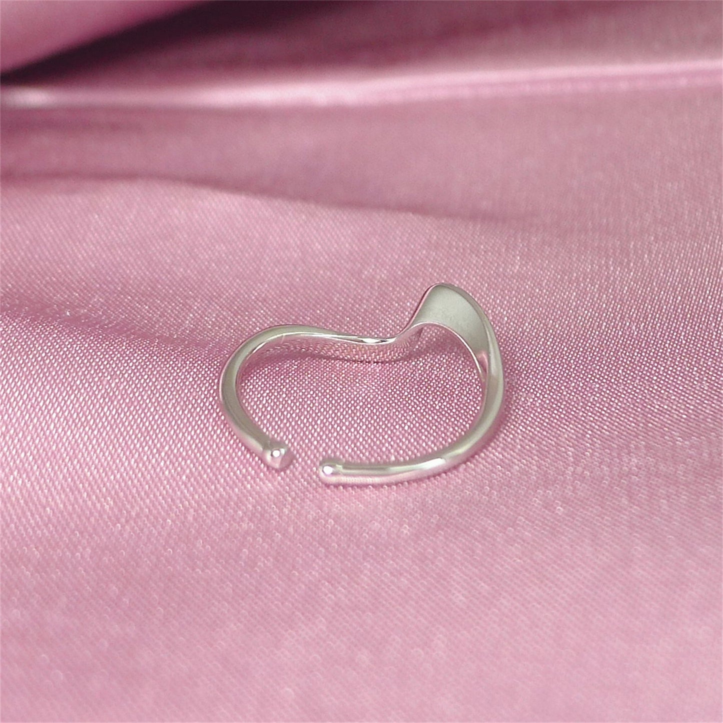 Sterling Silver Shiny Bent Ocean Wave Twisted Rope Open Band Ring - sugarkittenlondon
