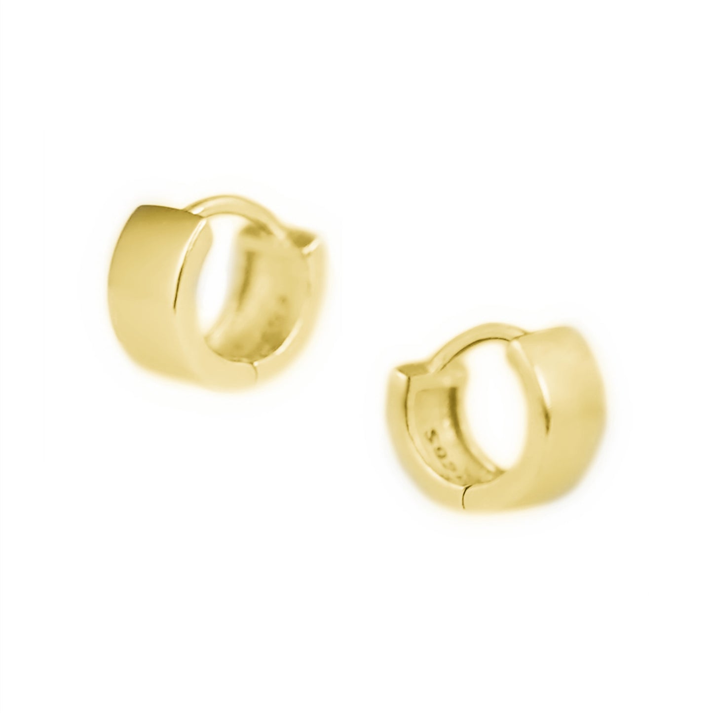 6.5mm Sterling Silver Hoop Huggie Earrings in Gold & Silver.