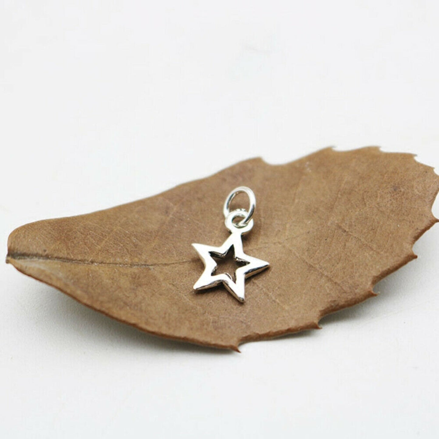 925 silver hallmark Hollow star for necklace, earrings & bracelets - sugarkittenlondon