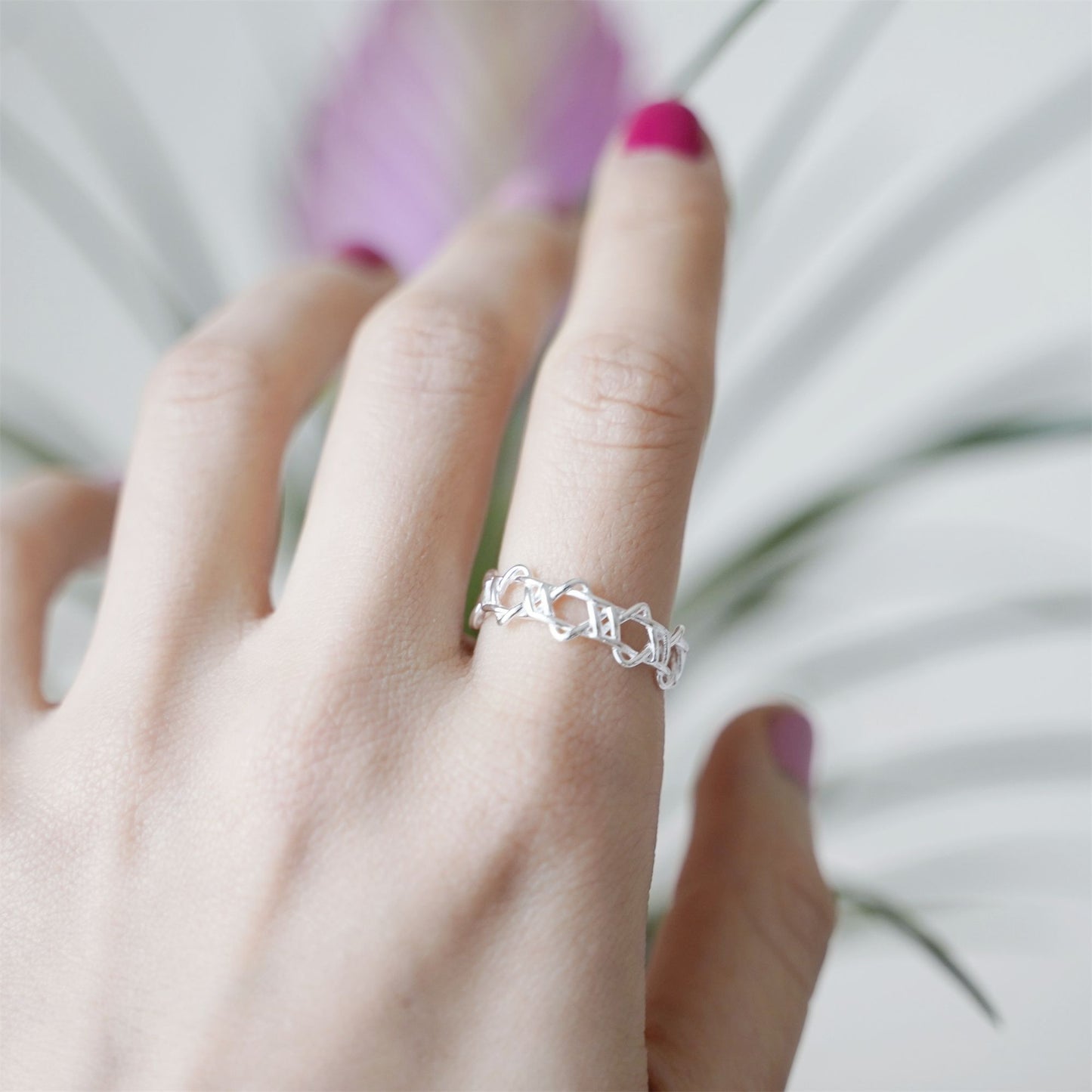 Sterling Silver Linked Hollow Star of David Hex Stars Open Band Ring 2 Tones - sugarkittenlondon
