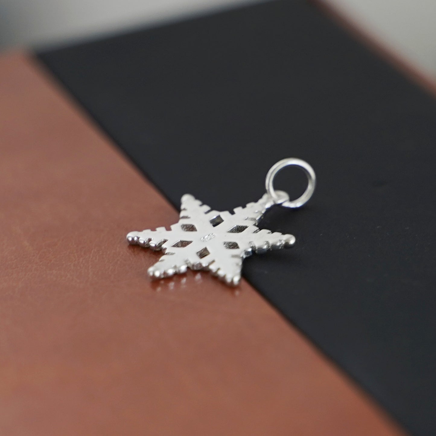 Sterling Silver Hollow-out Snowflake Necklace Bracelet Charm Pendant - sugarkittenlondon