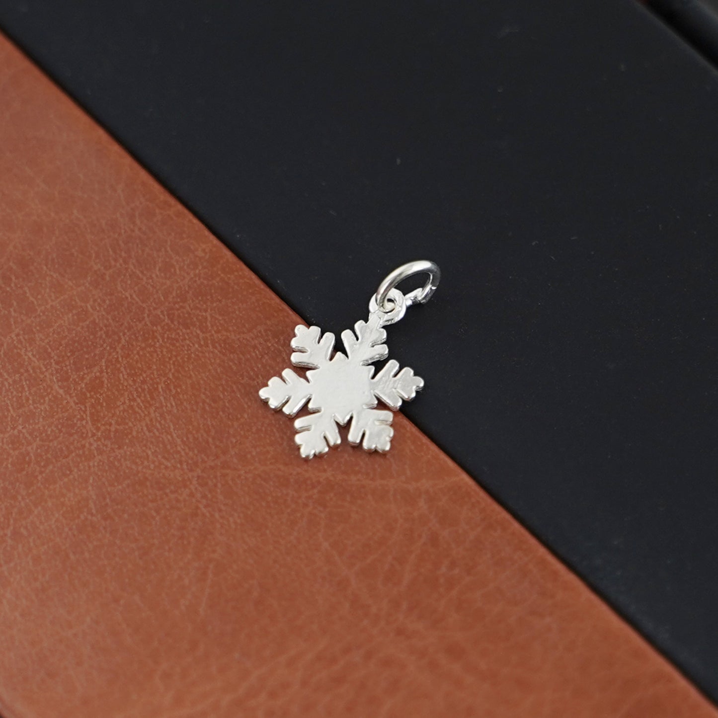 Sterling Silver Hollow-out Snowflake Necklace Bracelet Charm Pendant - sugarkittenlondon