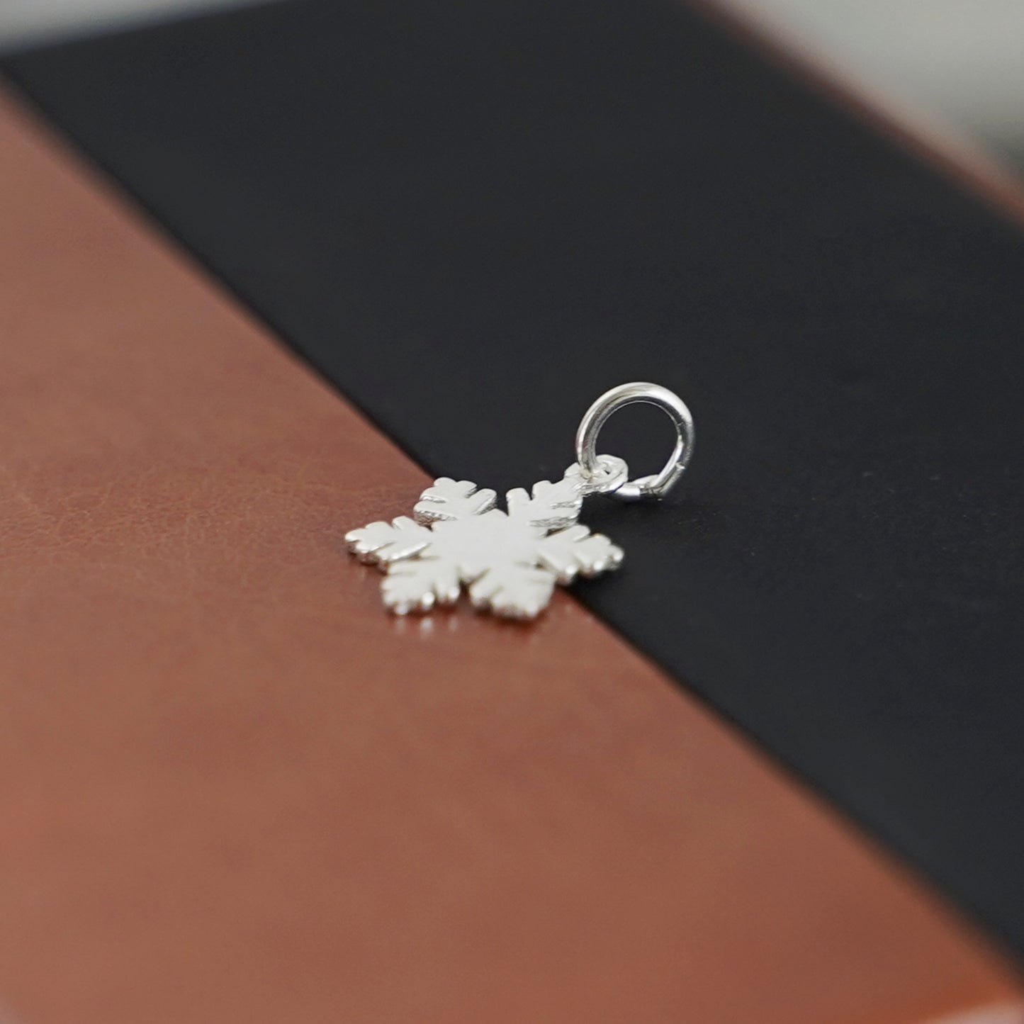 Sterling Silver Hollow-out Snowflake Necklace Bracelet Charm Pendant - sugarkittenlondon