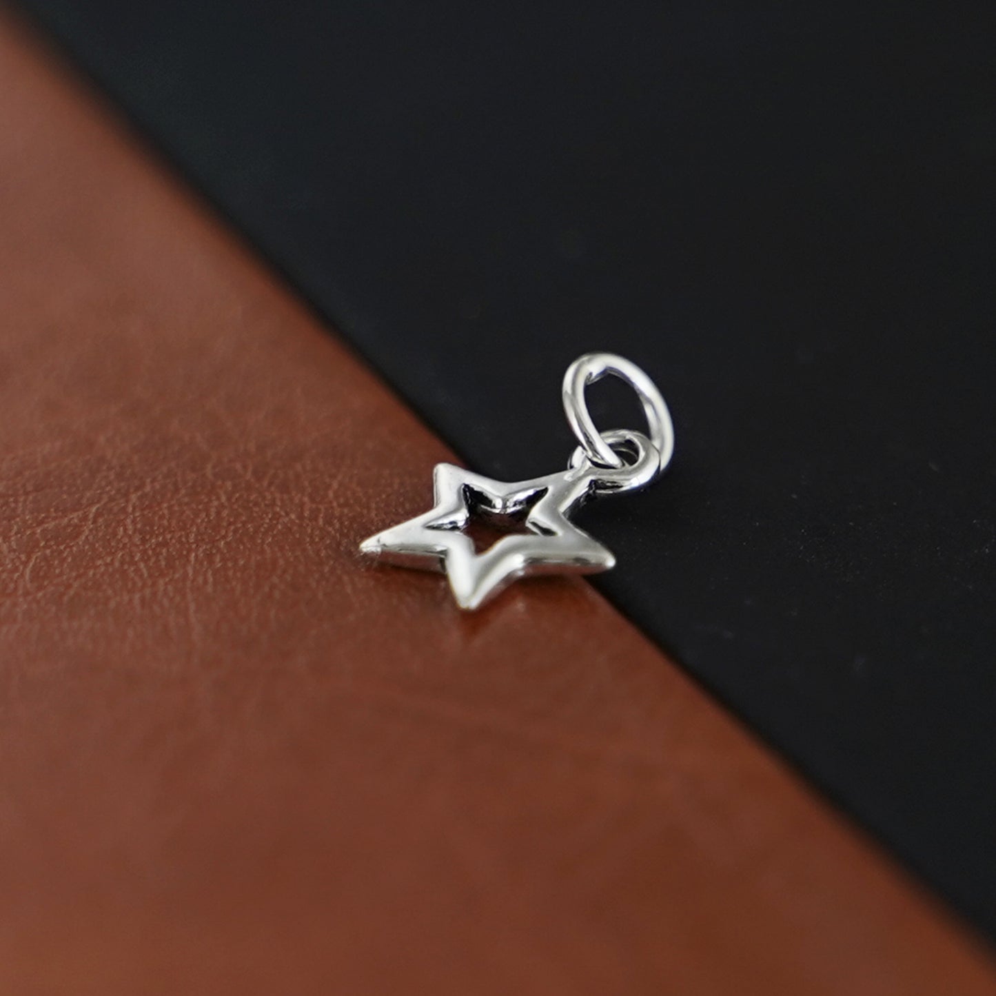 925 silver hallmark Hollow star for necklace, earrings & bracelets - sugarkittenlondon