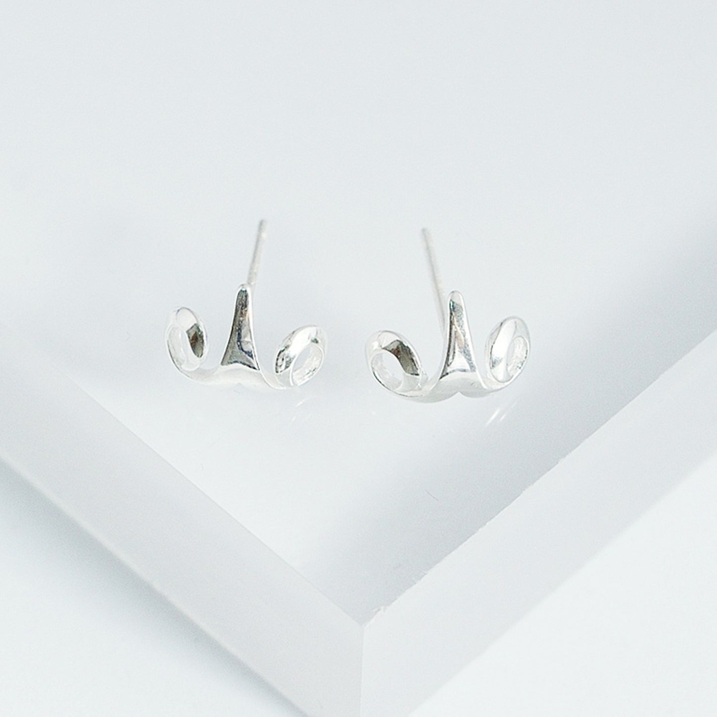925 Sterling Silver Constellation Aries Sheep Stud Earrings with Shiny Finish