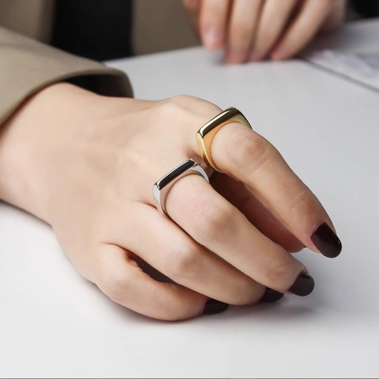 Sterling Silver Open Band Signet Ring with Polished Plain Pointy Square Design in 2 Tones