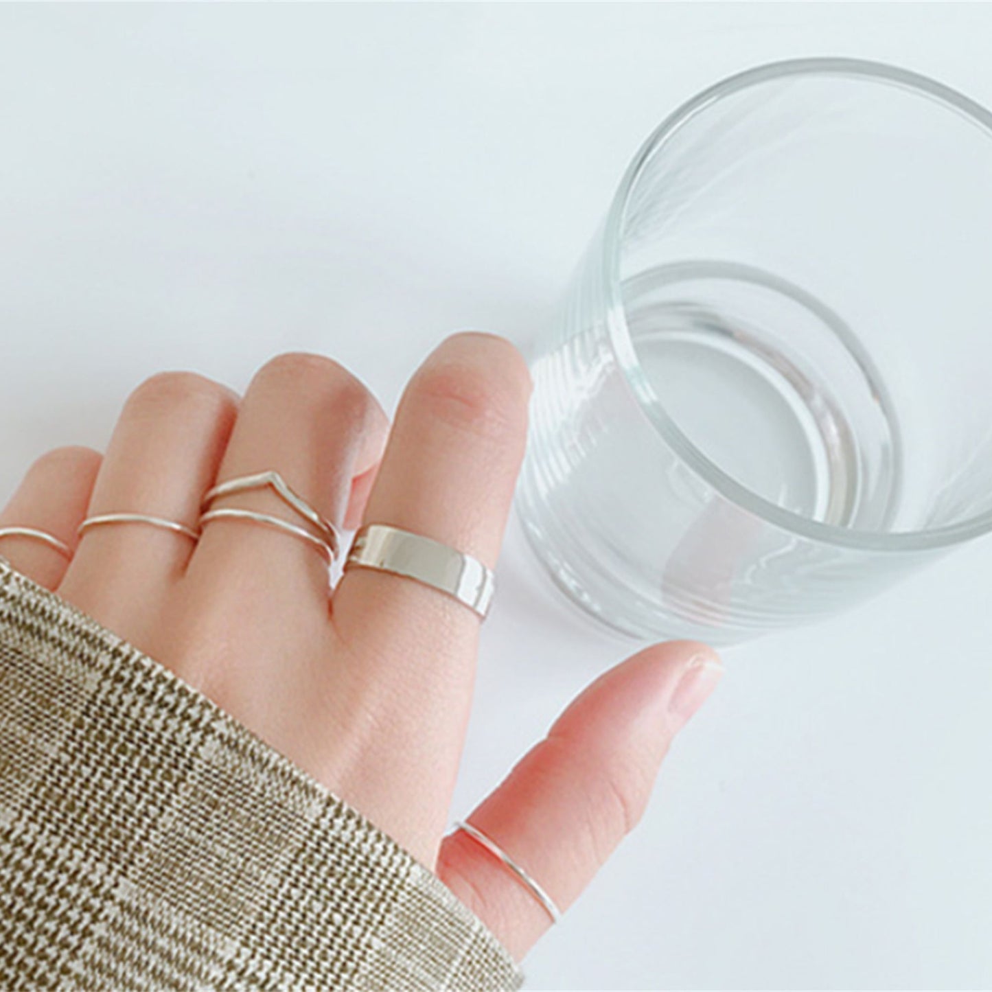 Sterling Silver Wishbone V Shaped Chevron Stack Sizable Band Ring - sugarkittenlondon