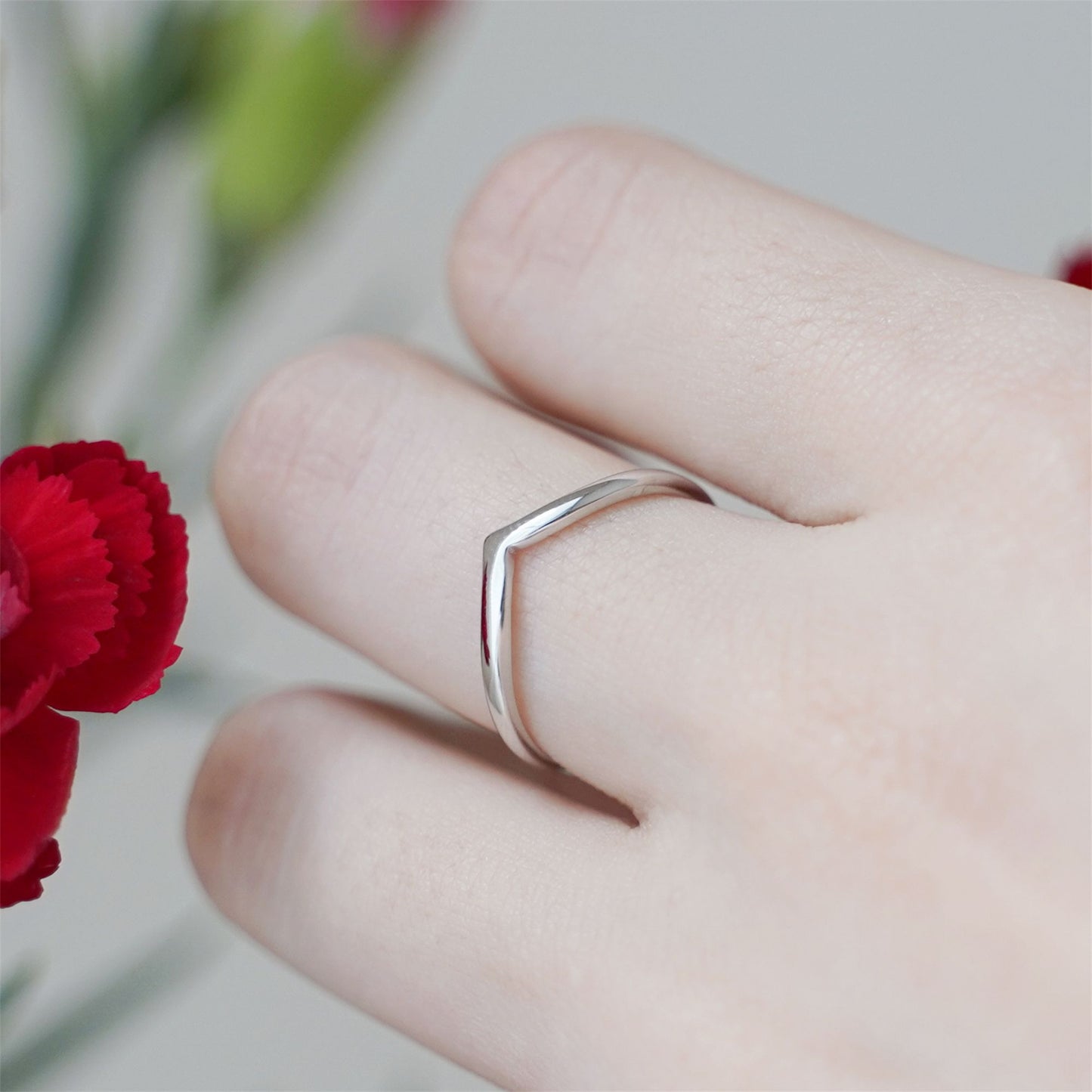 Sterling Silver Wishbone V Shaped Chevron Stack Sizable Band Ring - sugarkittenlondon