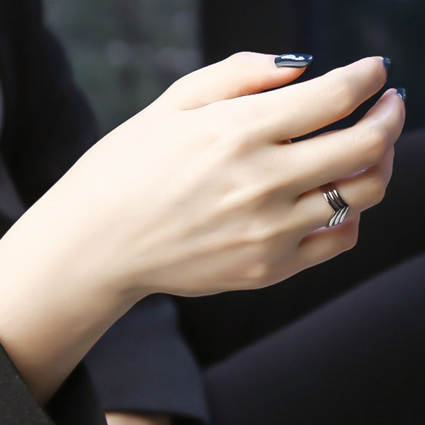 Sterling Silver Wishbone V Shaped Chevron Stack Sizable Band Ring - sugarkittenlondon