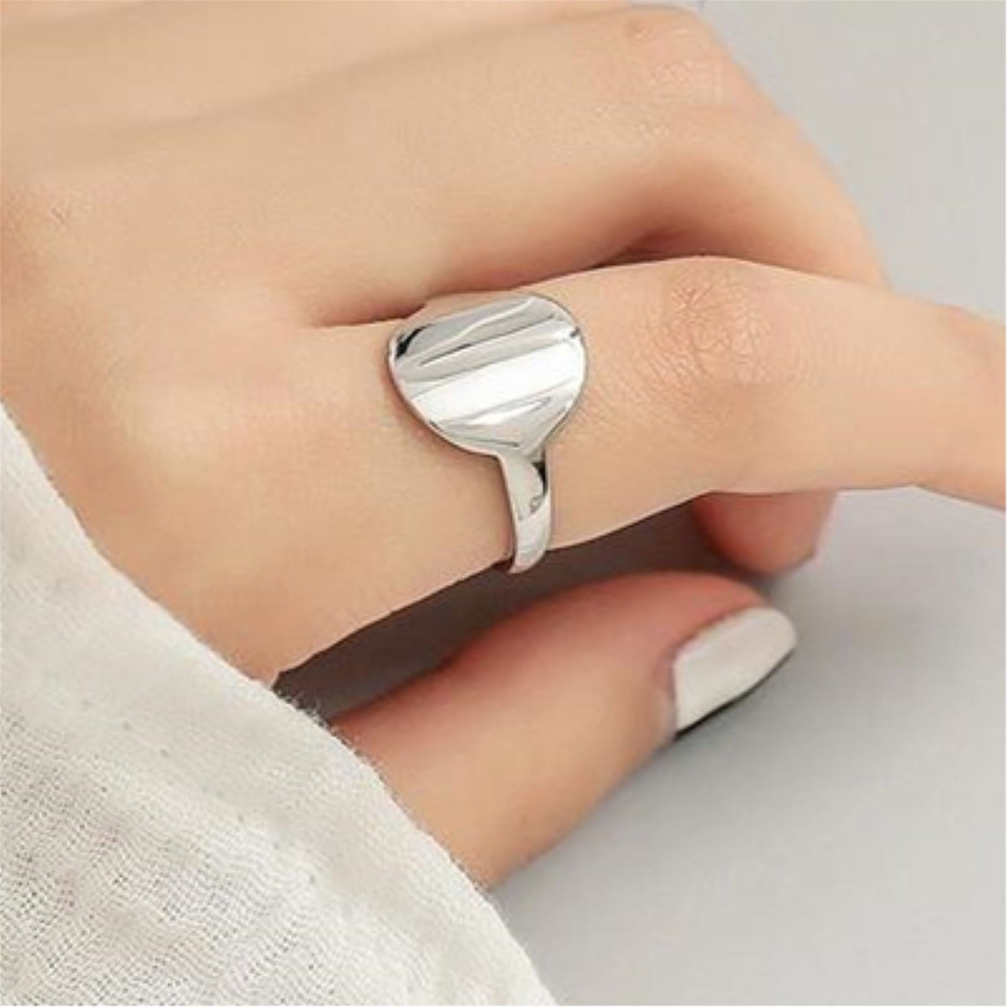 Rhodium on Sterling Silver Engravable Circle Unisex Signet Disc Dot Ring - sugarkittenlondon
