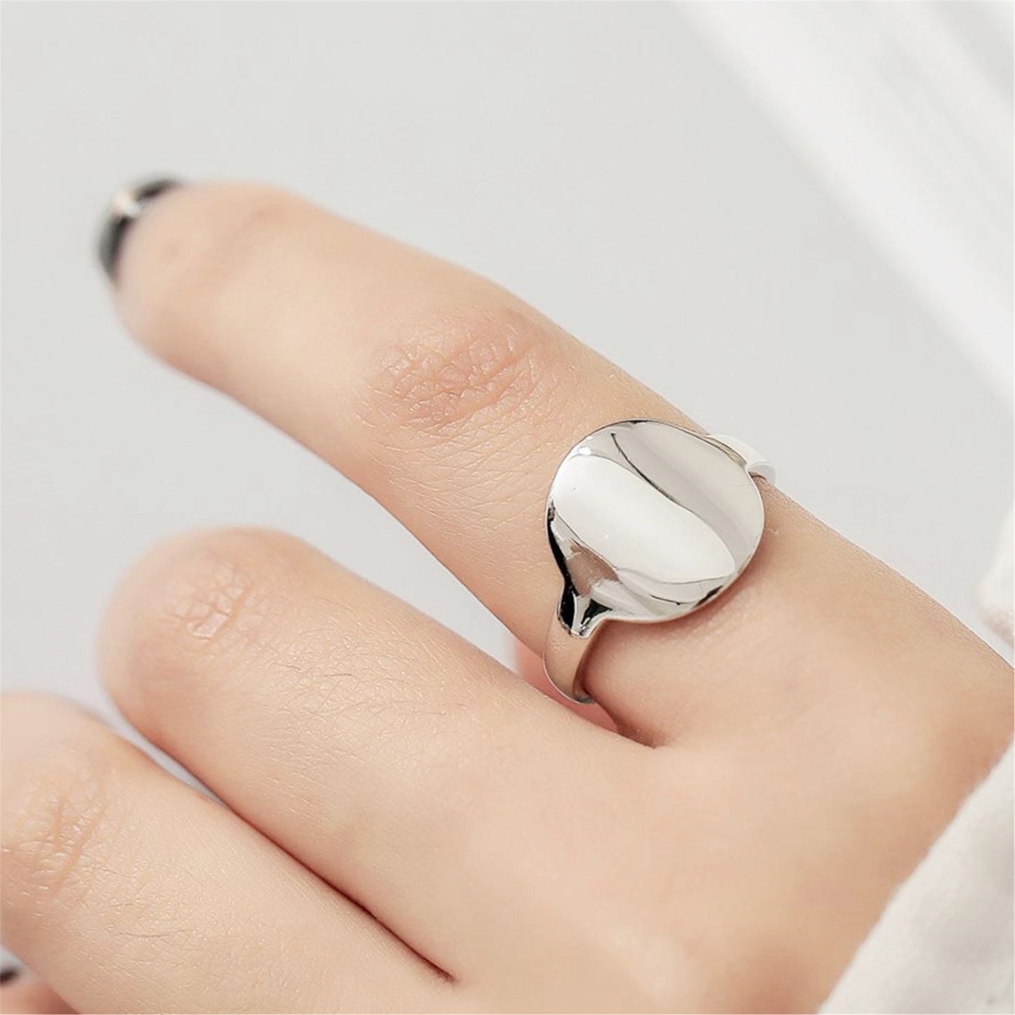 Rhodium on Sterling Silver Engravable Circle Unisex Signet Disc Dot Ring - sugarkittenlondon