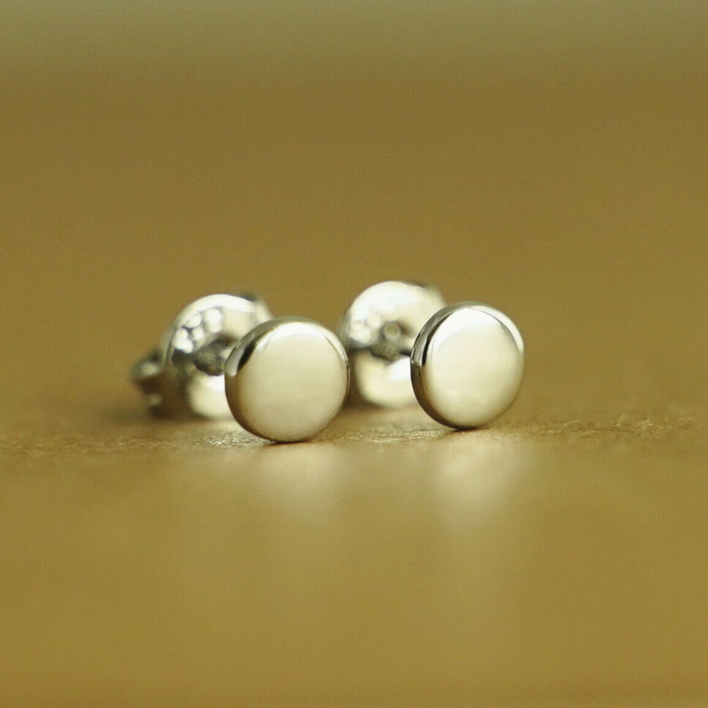 925 Sterling Silver Small Flat Dot Disc Plain 4.5mm Round Stud Earrings in 3 Tones - sugarkittenlondon