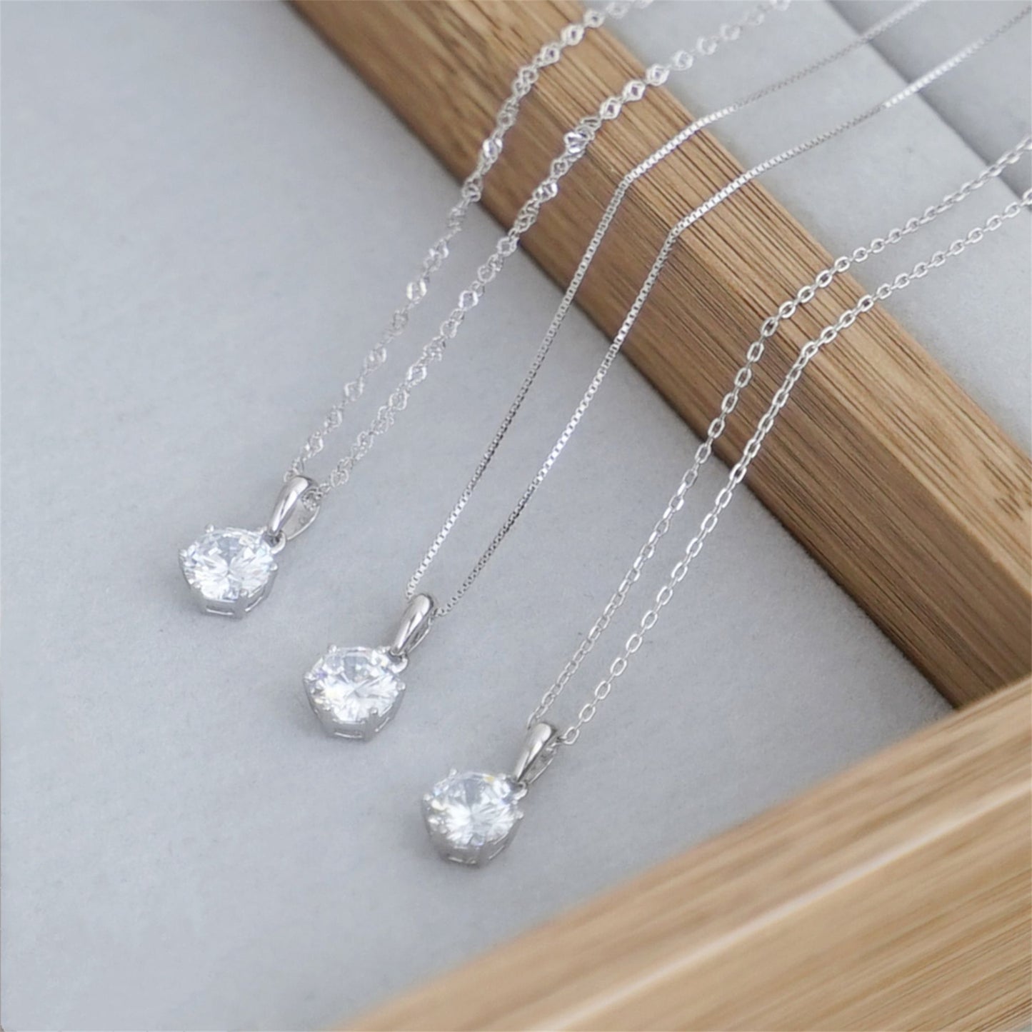 Sterling Silver Diamante 6 Claw Solitaire Clear 7mm CZ Pendant Necklace 3 Chains - sugarkittenlondon