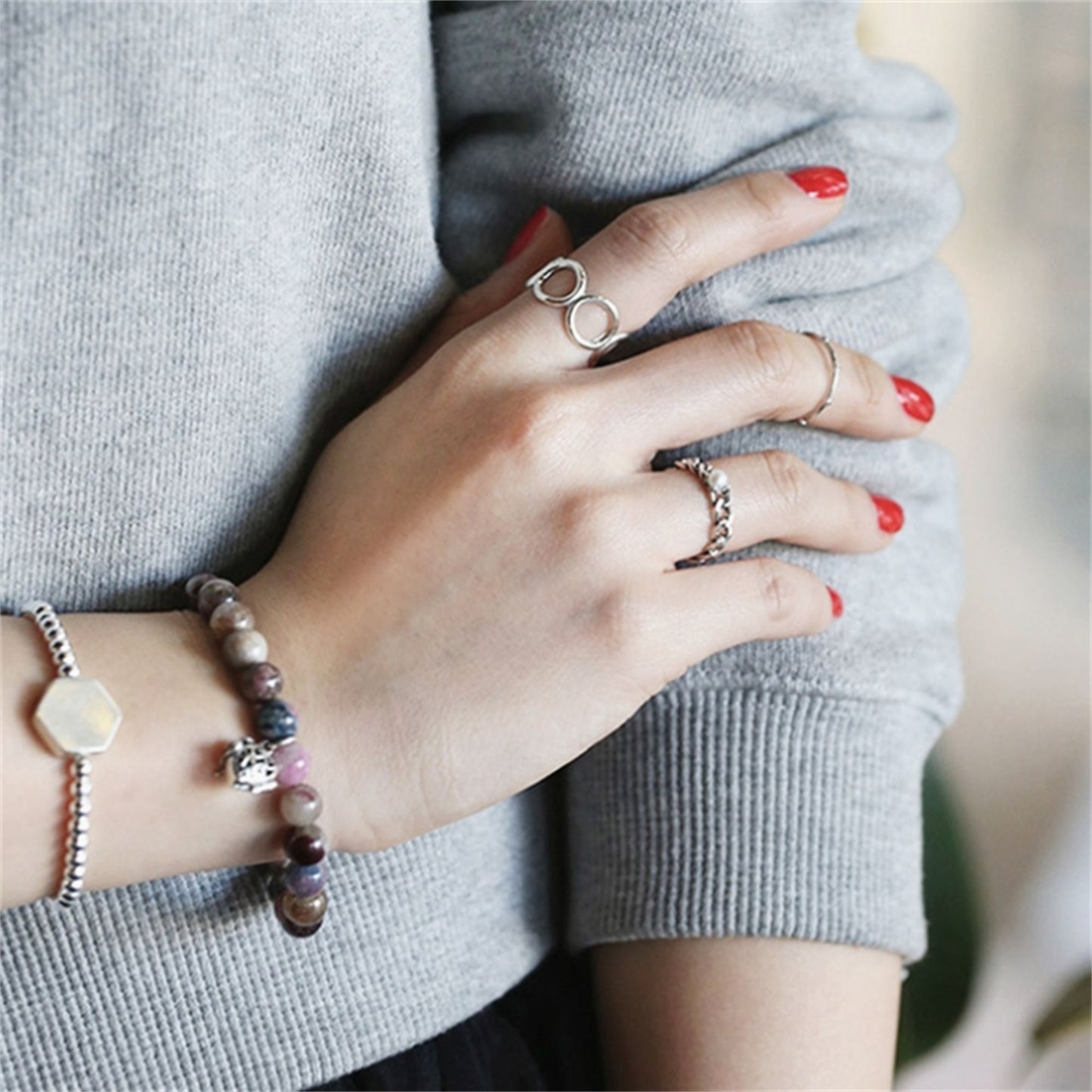 Sterling Silver Linked Circle Infinity Open Band Ring L - O Sizable - sugarkittenlondon