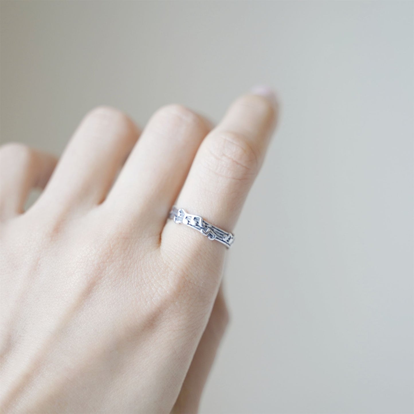 Sterling Silver Oxidized Musical Notes On The Staff Open Band Ring K - O - sugarkittenlondon