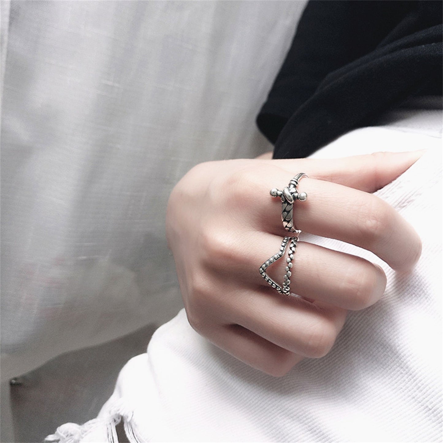 Sterling Silver Oxidized Wishbone Chevron V Shape Beaded Stacking Ring Boxed - sugarkittenlondon