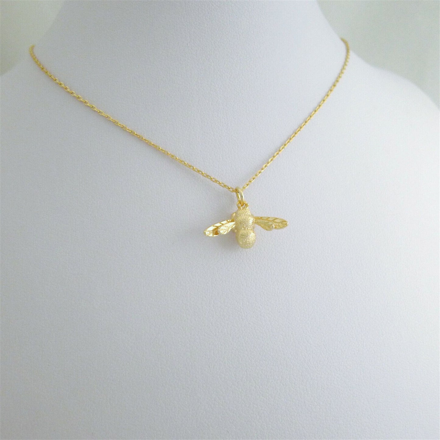 Sterling Silver Honey Bee Queen Bee Insect Pendant Necklace 3 Tones - sugarkittenlondon