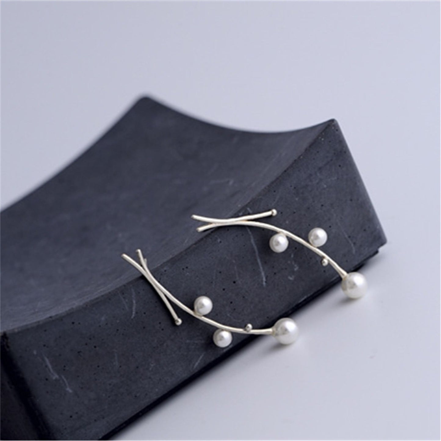 Sterling Silver Seashell Pearl Long Drop Mistletoe Branch Xmas Post Earrings - sugarkittenlondon