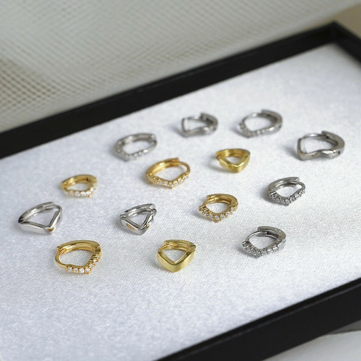 6mm-8mm Sterling Silver Wishbone CZ Huggie Lobe Earrings with Plain Bead Edge
