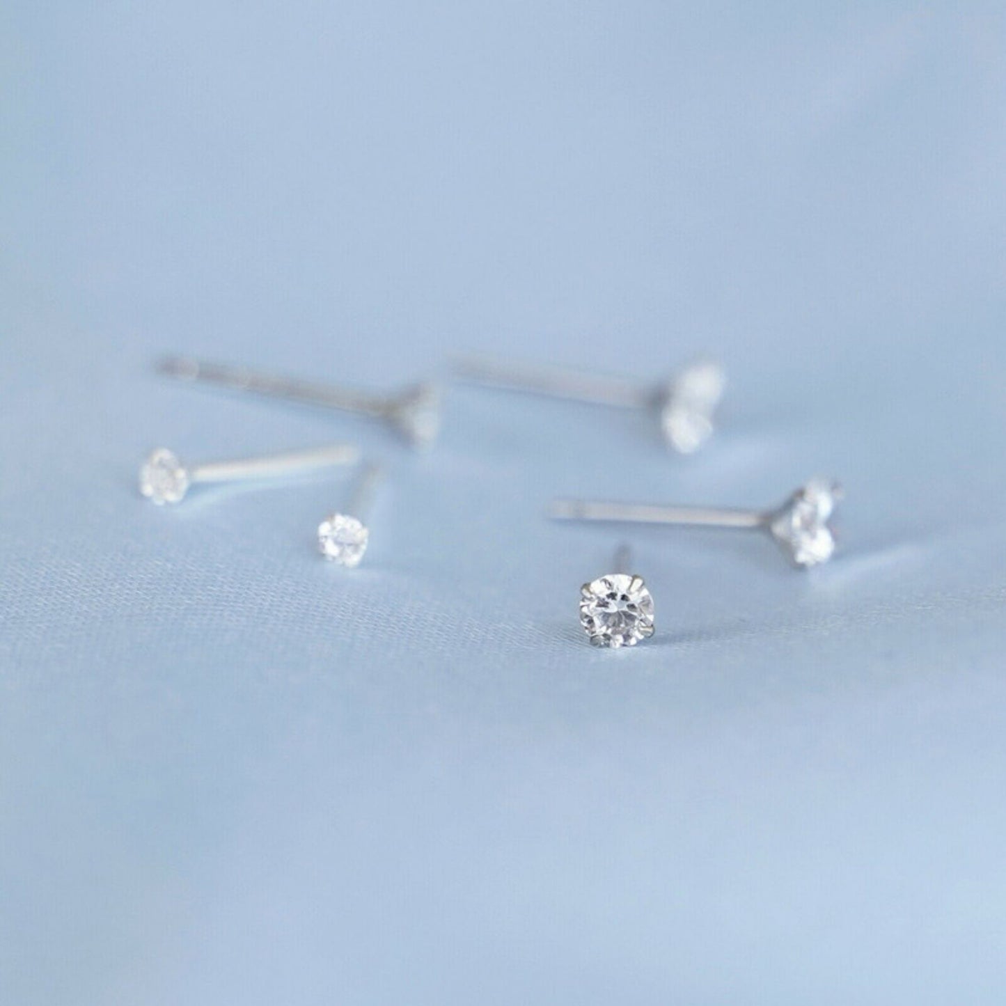 Sterling Silver 2mm 3mm 4mm Clear Round 4 Claw Cubic Zirconia Stud Earrings - sugarkittenlondon