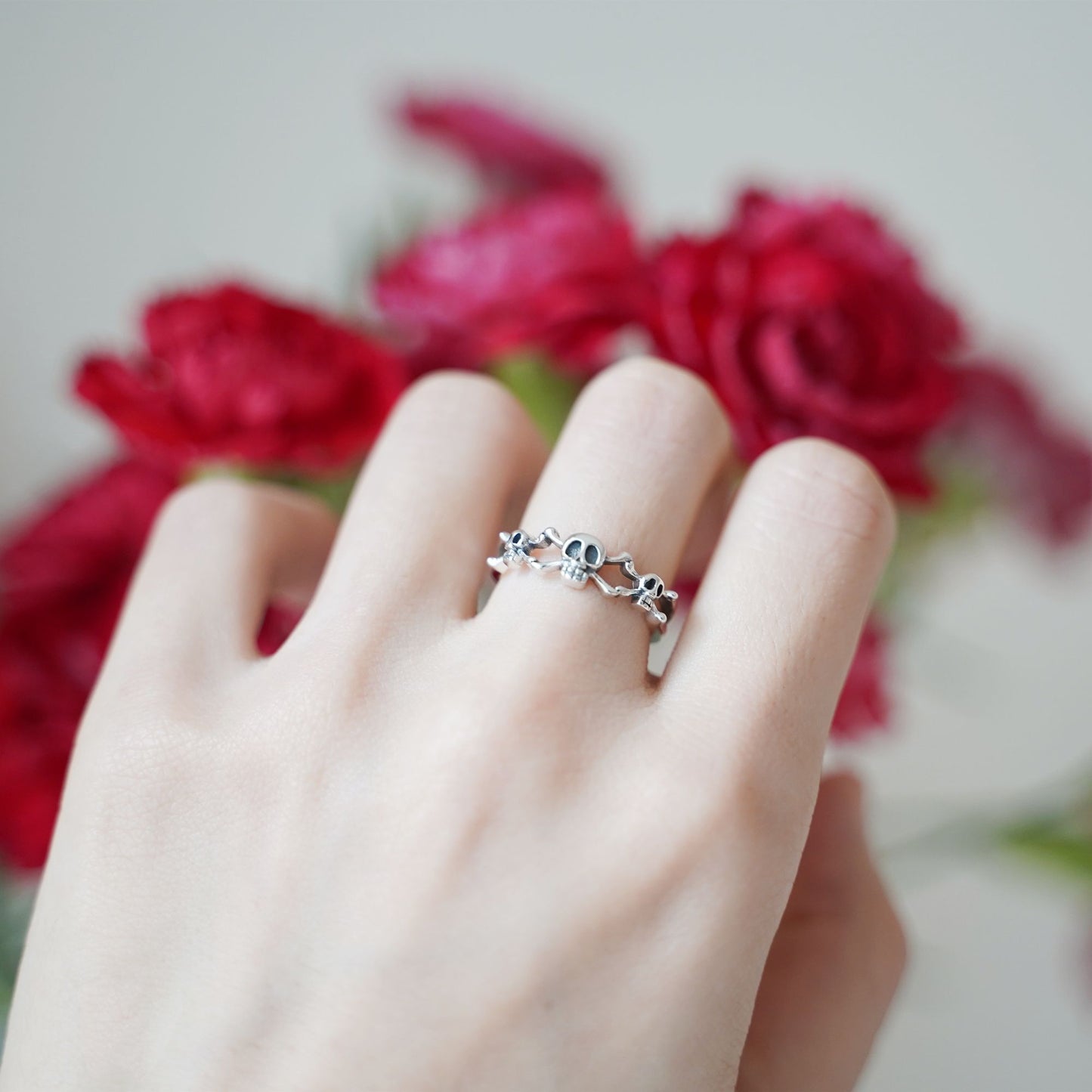 Sterling Silver Triple Skull Skeleton Crossbones Pirate Halloween Open Band Ring - sugarkittenlondon