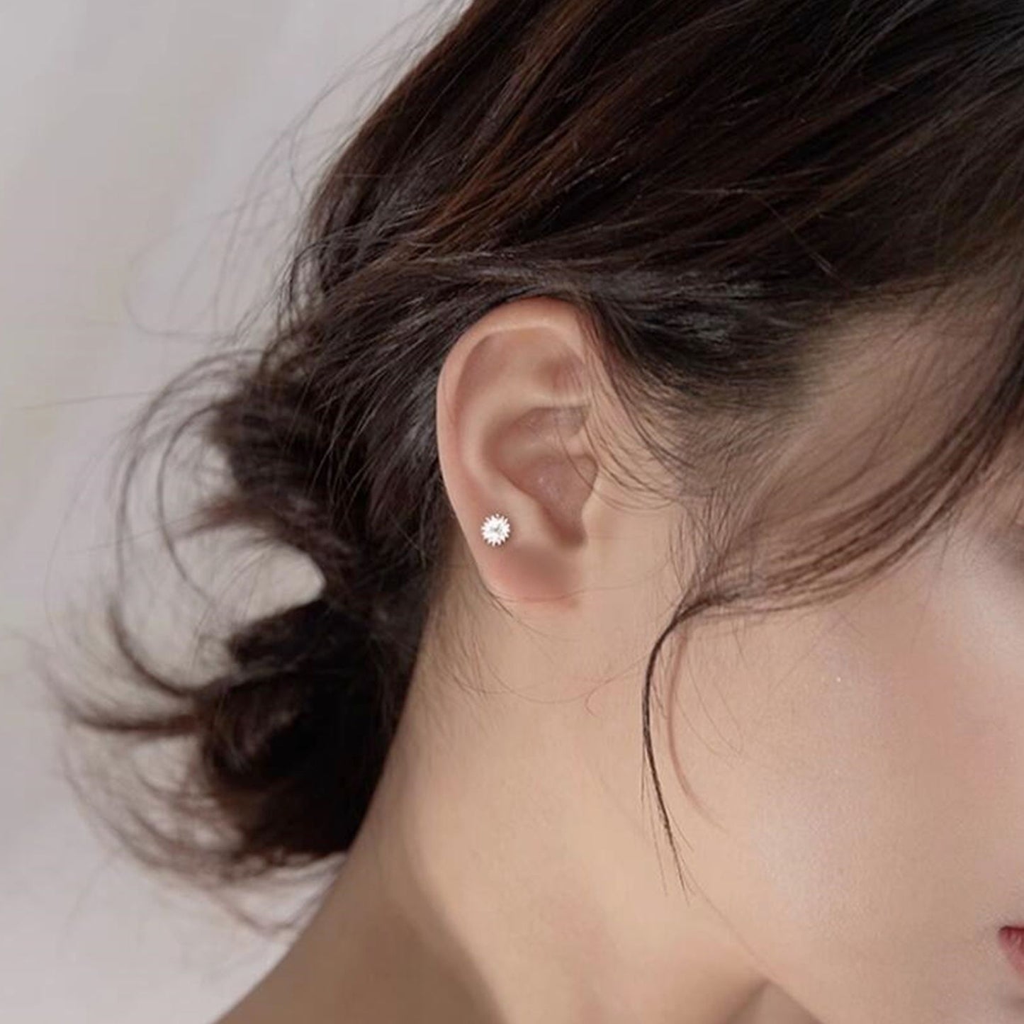 Fine Silver 999 5mm Daisy Flower Stud Earrings - sugarkittenlondon