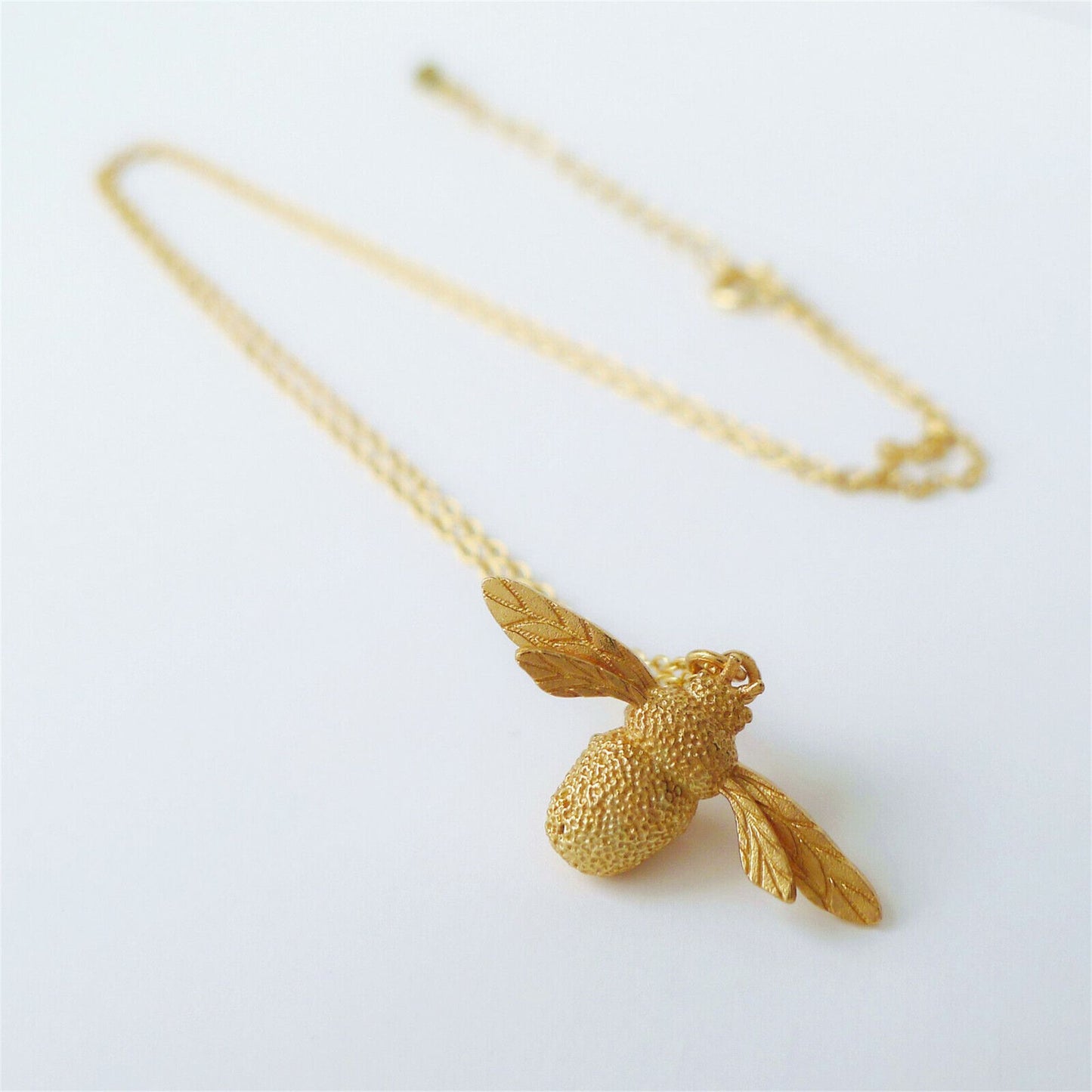 Sterling Silver Bumble Queen Bee Insect Pendant Necklace 3 Tones - sugarkittenlondon