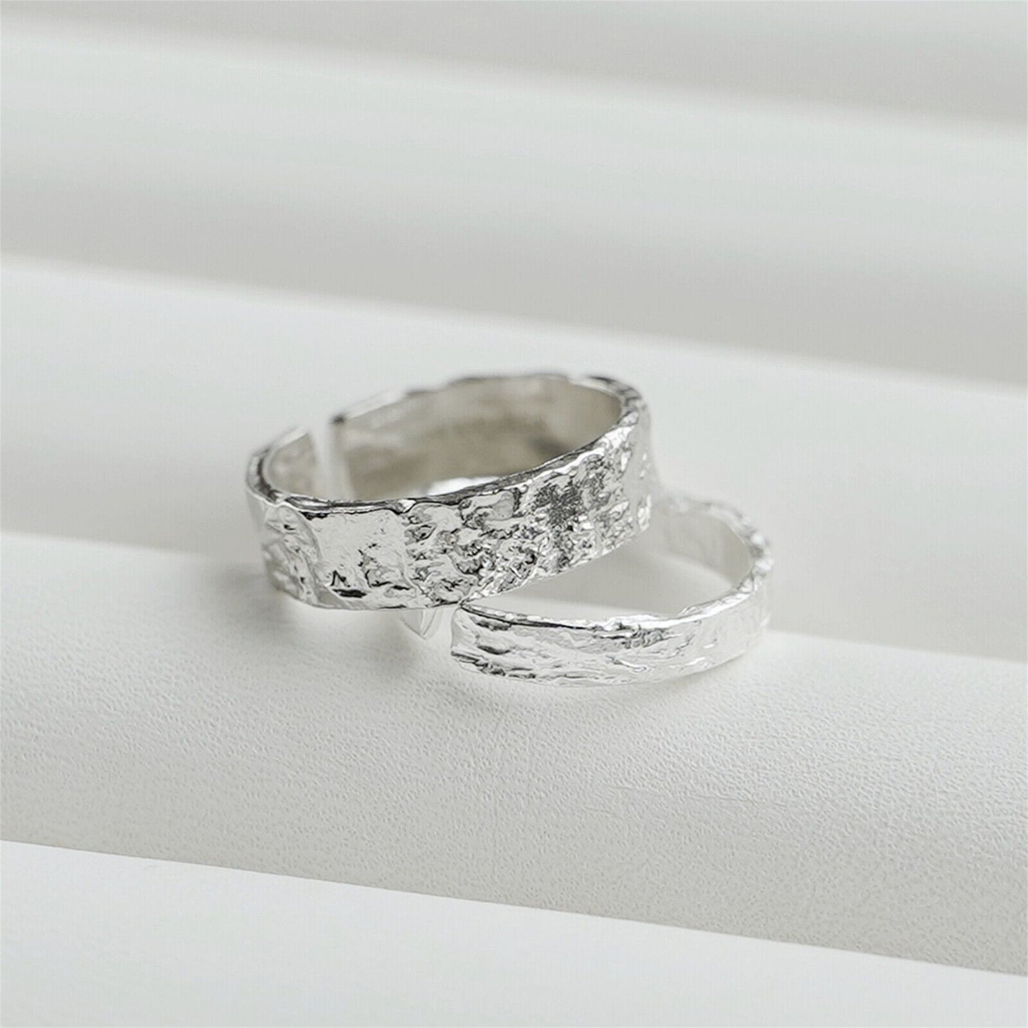 Sterling Silver Hammered Foil Textured Shiny 5mm Width Open Band Ring Unisex - sugarkittenlondon
