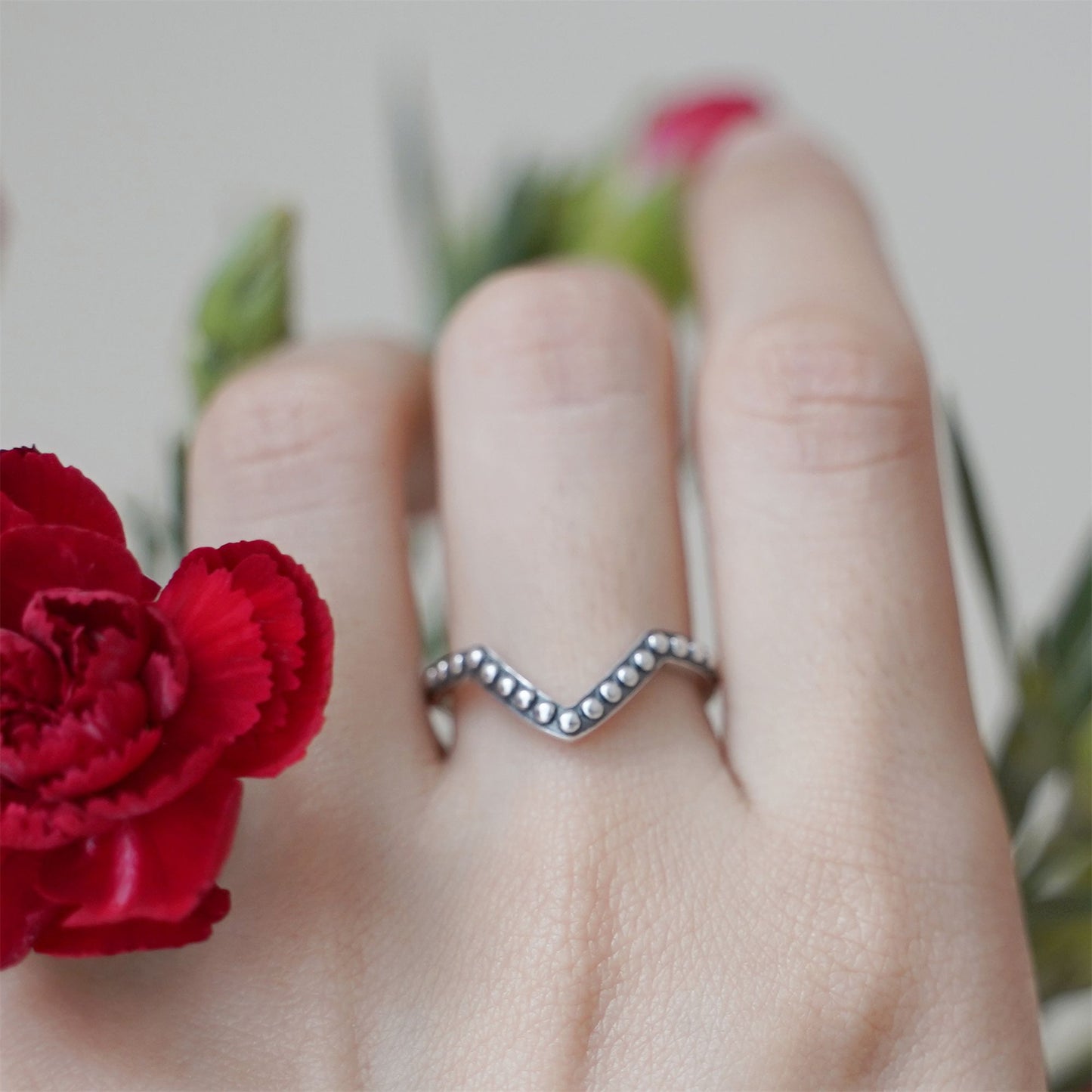 Sterling Silver Oxidized Wishbone Chevron V Shape Beaded Stacking Ring Boxed - sugarkittenlondon