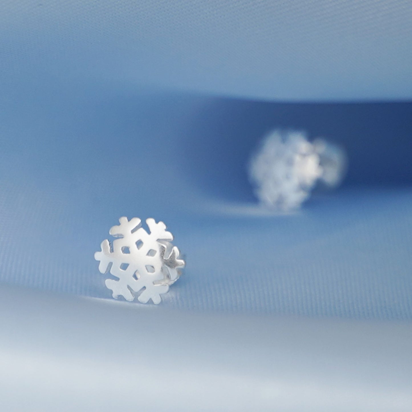 Sterling Silver Hollow Out Shiny Snowflake Stud Earrings - 9mm Christmas Snowflake Earrings