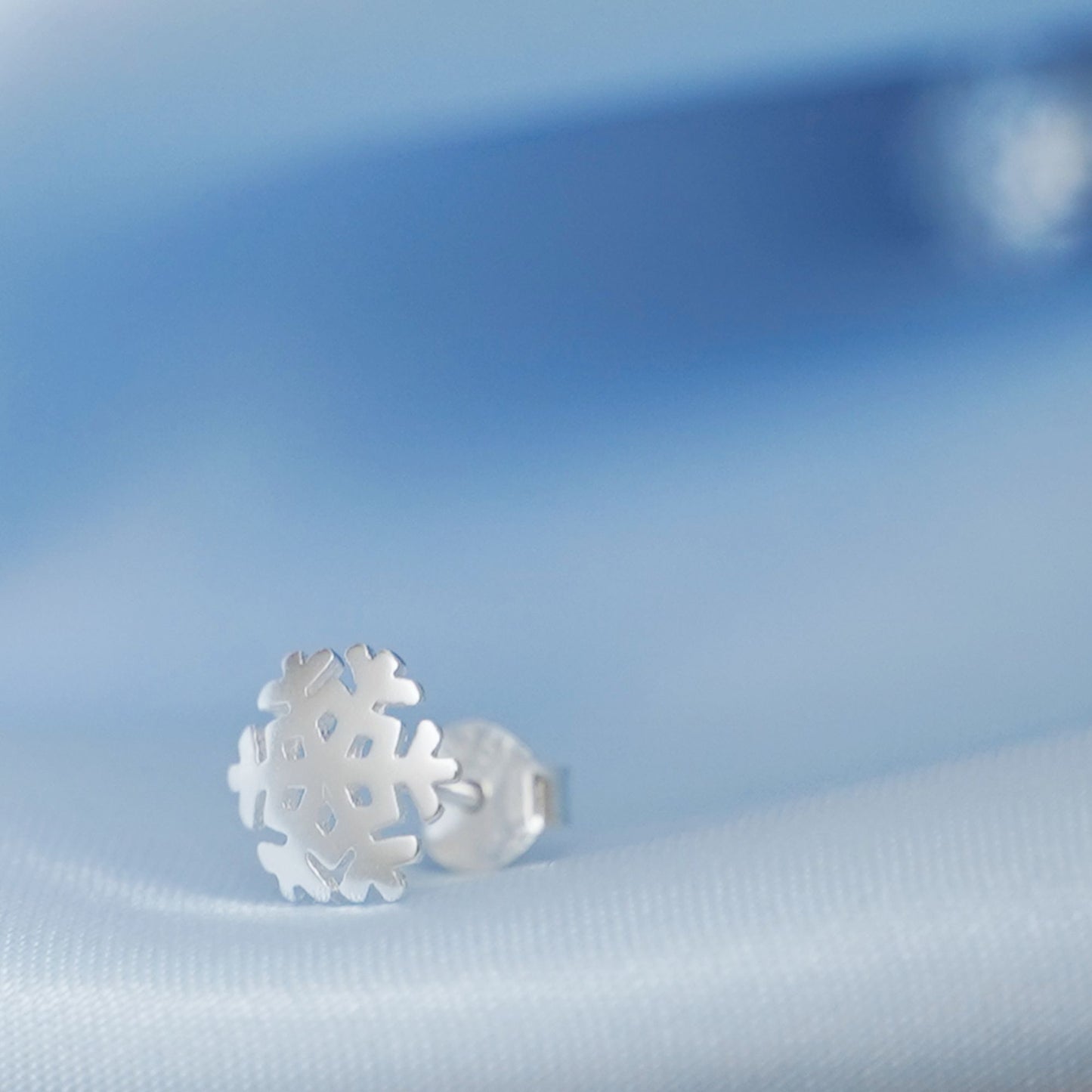 Sterling Silver Hollow Out Shiny Snowflake Stud Earrings - 9mm Christmas Snowflake Earrings