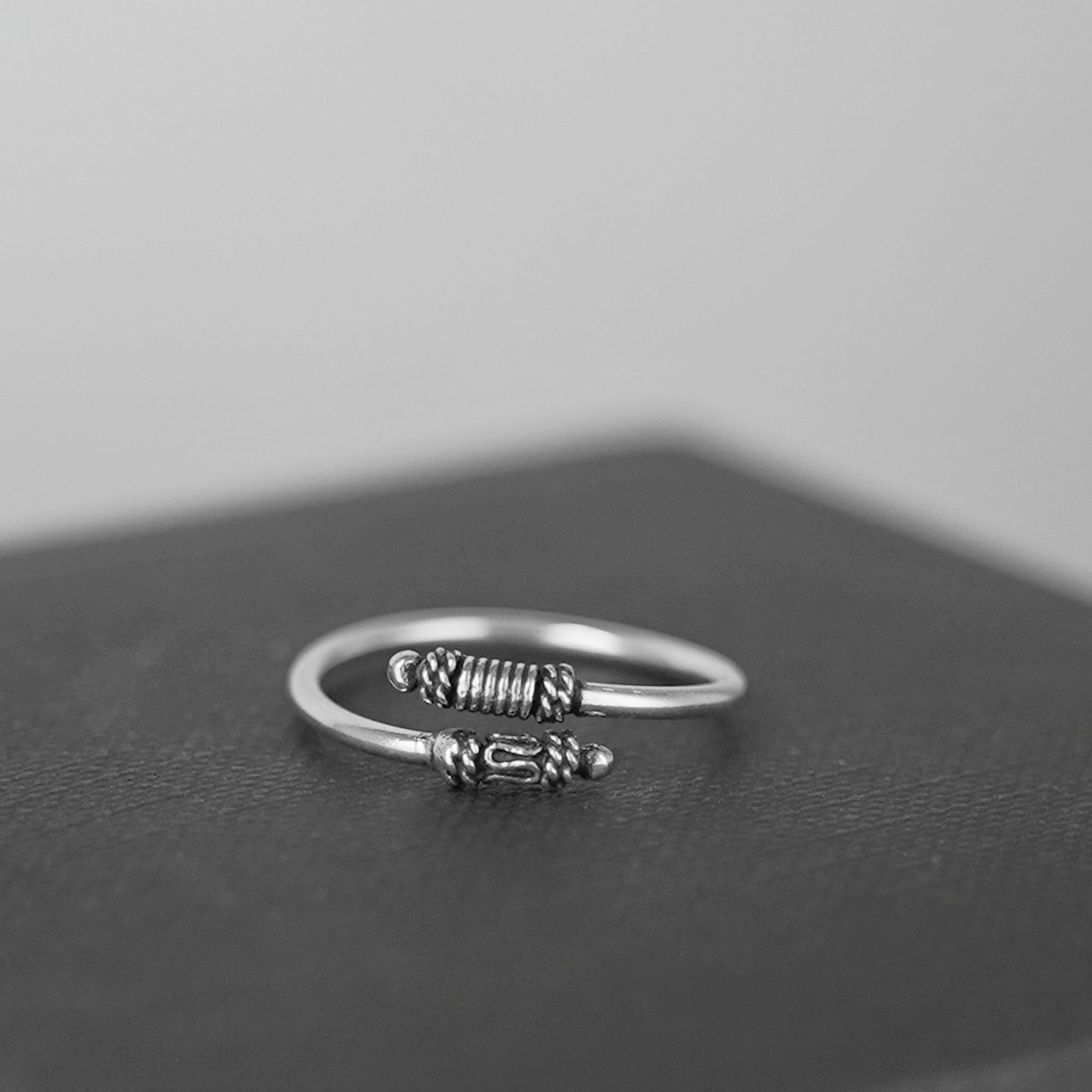 Sterling Silver Oxidized Totem Knot Retro Knuckle Midi Pinkie Ring UK N Adjustable - sugarkittenlondon