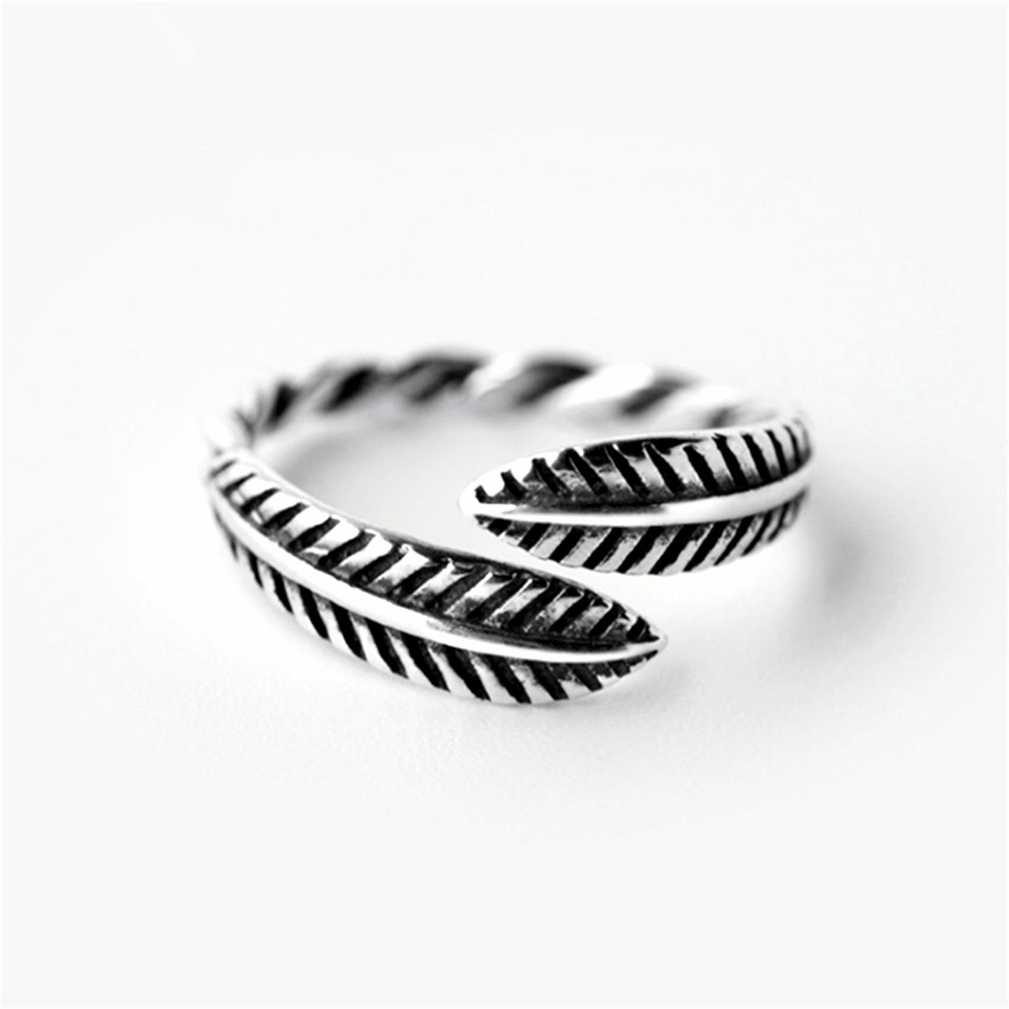 Sterling Silver Oxidized Feather Leaf Leaves Twisted Wire Knuckle Stacking Ring - sugarkittenlondon
