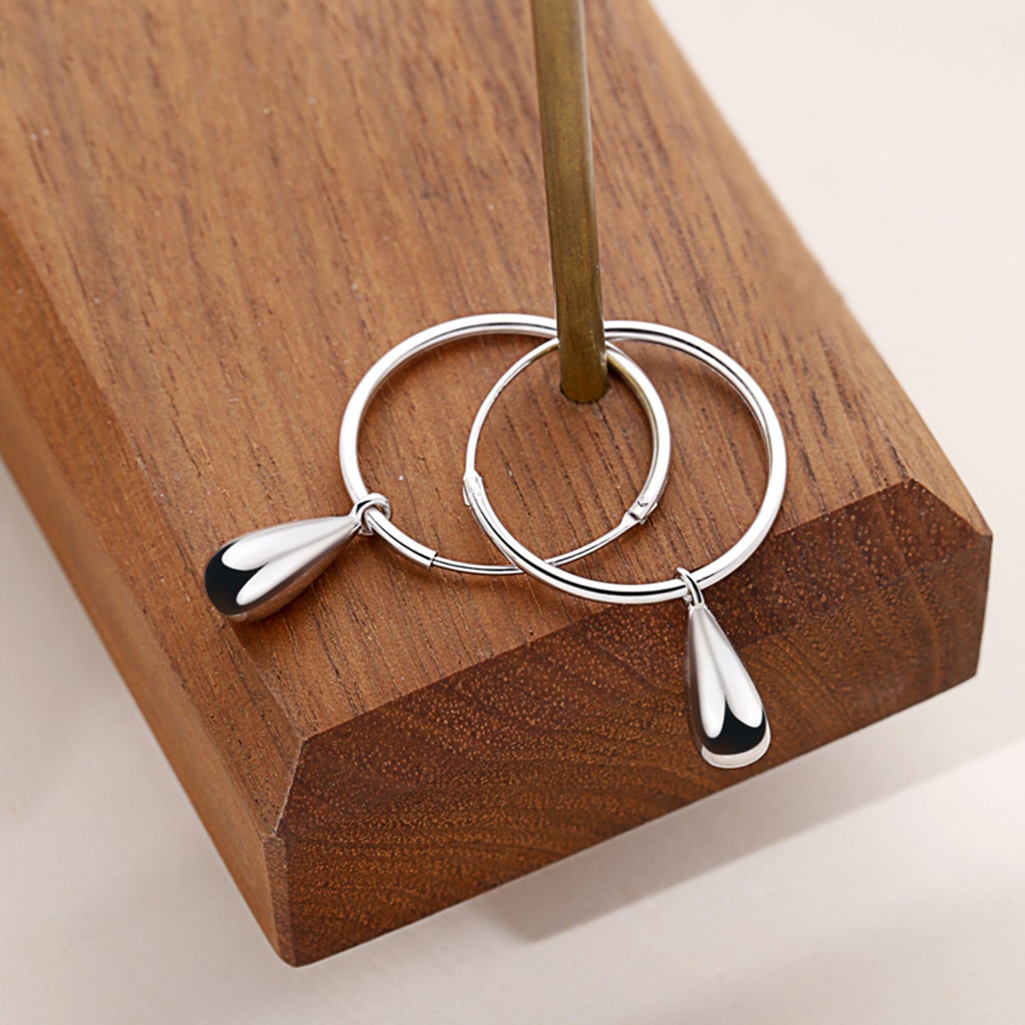 Rhodium-Plated Sterling Silver 20mm Hinged Hoop Circle Sleeper Teardrop Earrings