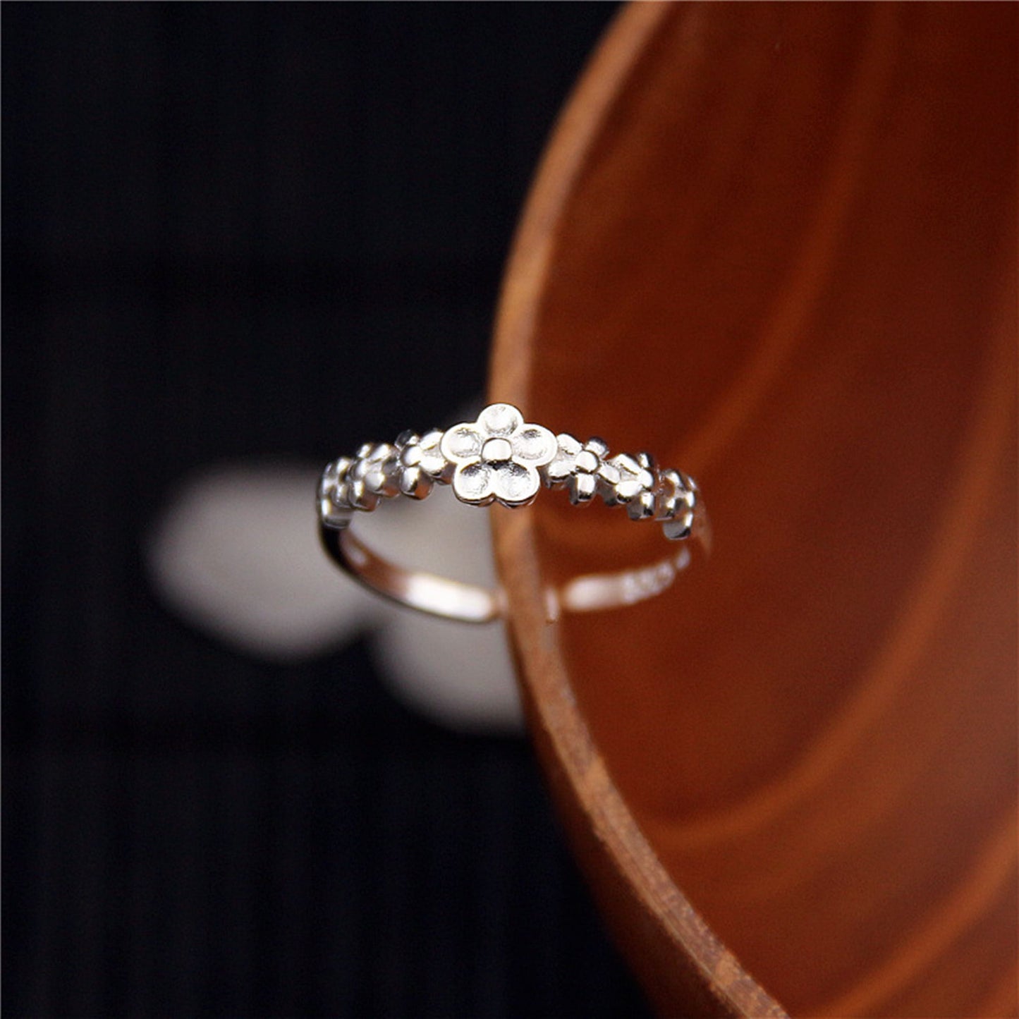 Sterling Silver Linked Flowers Flower Branch Open Band Ring L - P Adjustable - sugarkittenlondon