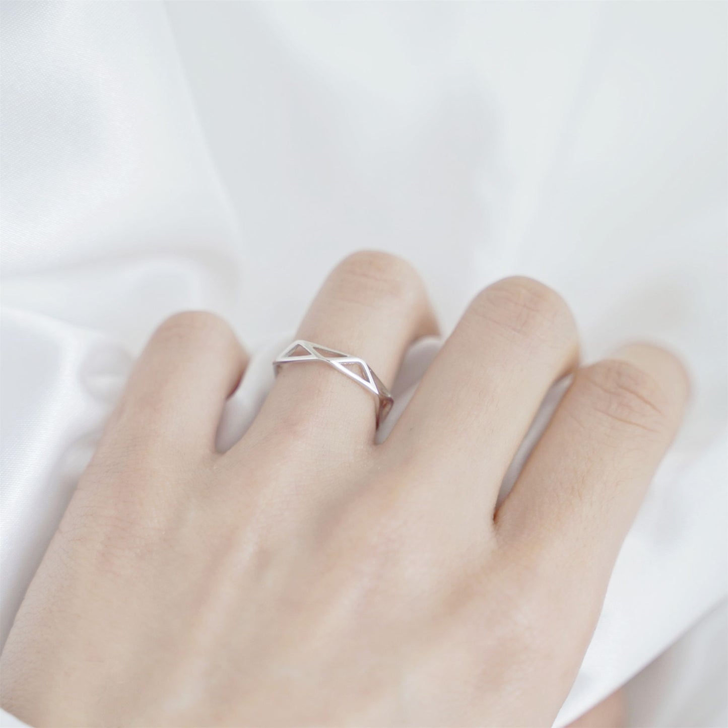 Sterling Silver Unisex Hollow Out Diamond Geometry Nest Ring UK F-K - sugarkittenlondon