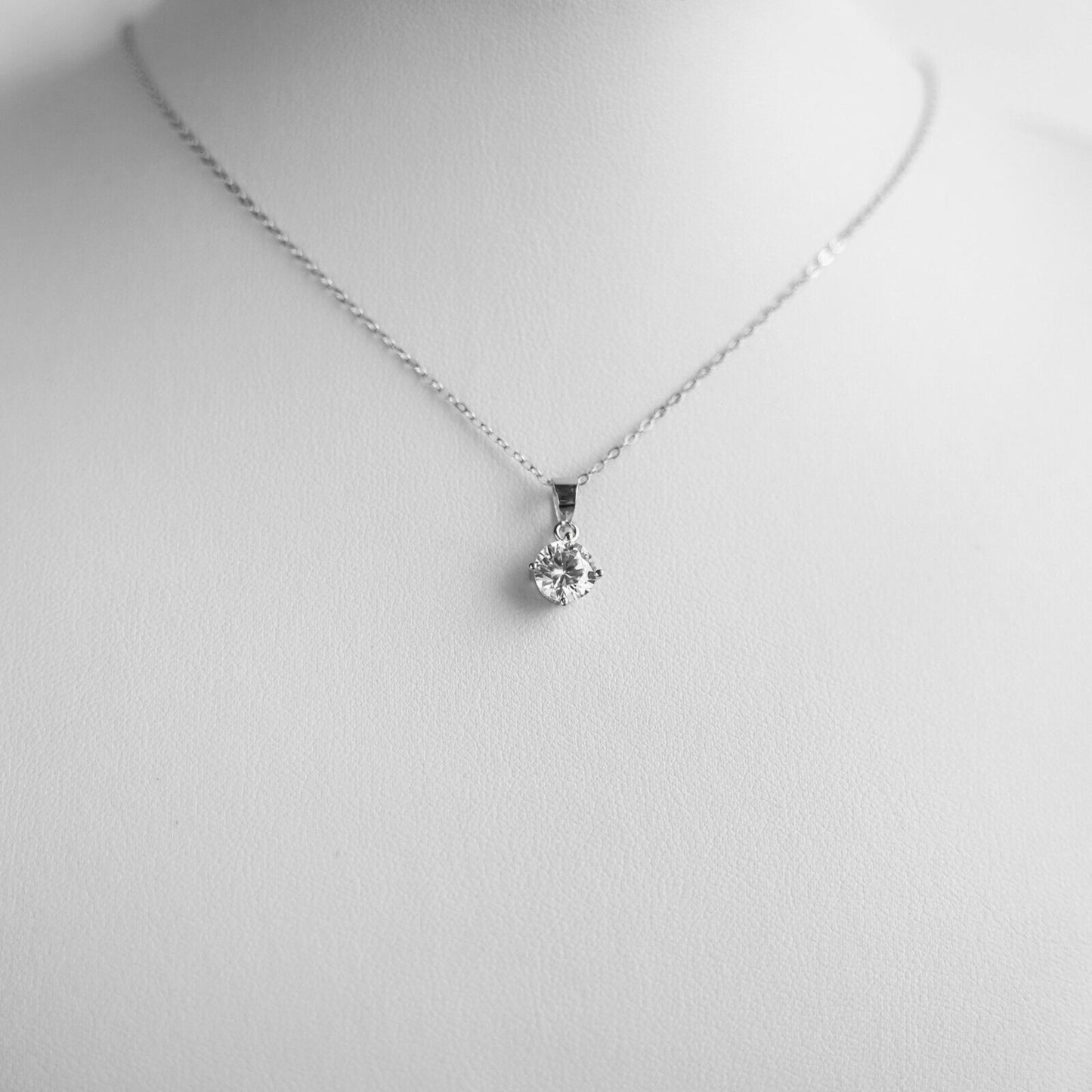 Sterling Silver Diamante 4 Claw Solitaire Clear 7mm CZ Pendant Belcher Necklace - sugarkittenlondon