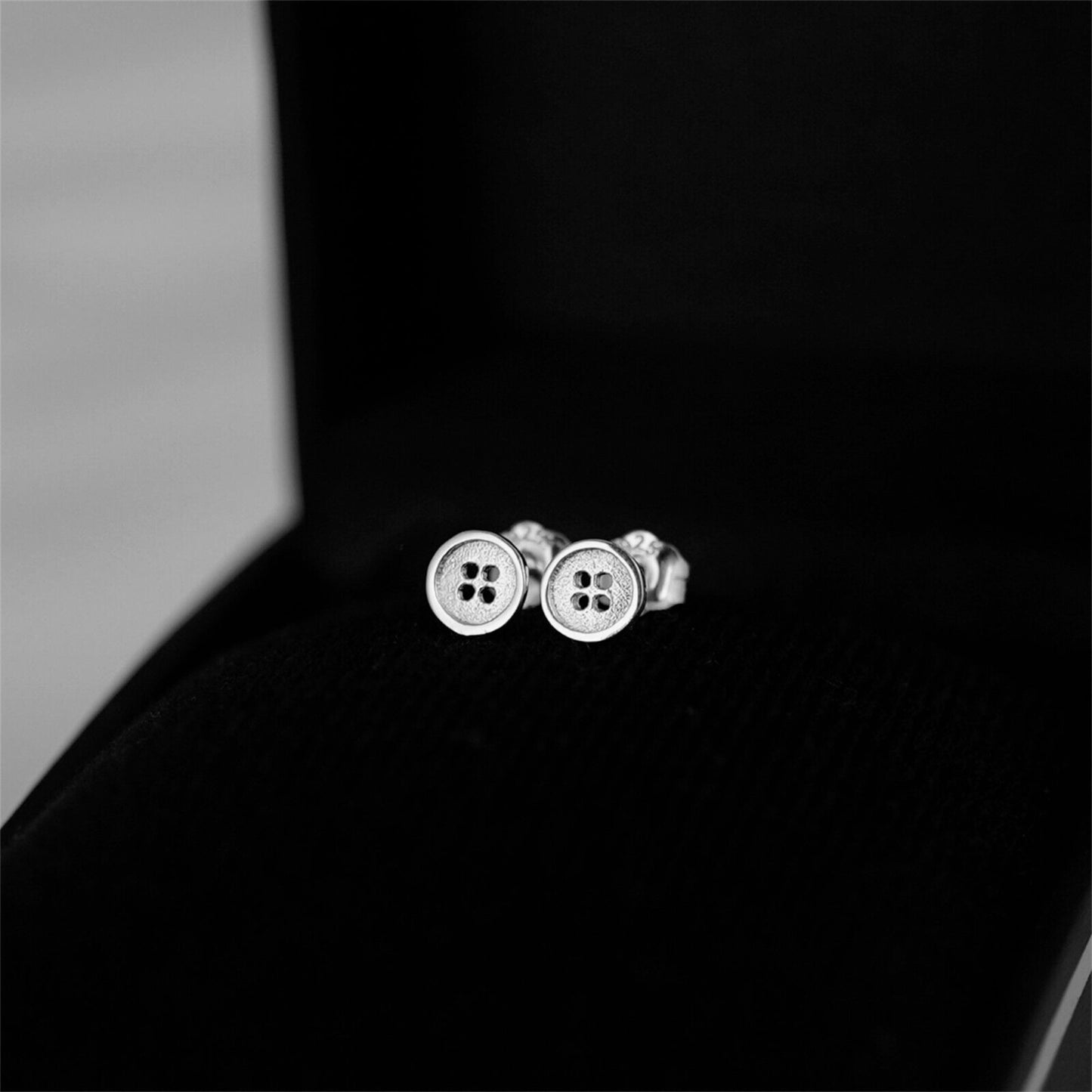 Sterling Silver Cute as a Button Sewing Button Round Stud Earrings 5.5-7.5mm - sugarkittenlondon