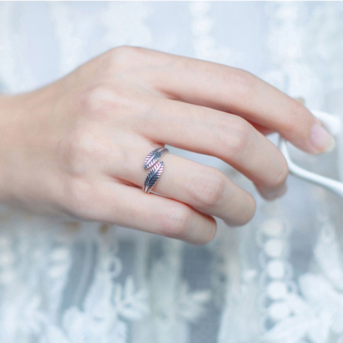 Sterling Silver Oxidized Feather Leaf Leaves Twisted Wire Knuckle Stacking Ring - sugarkittenlondon