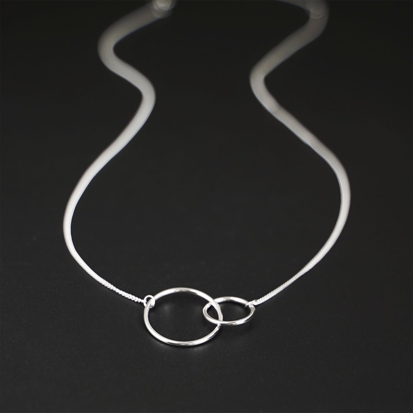 Sterling Silver Linked Circles Eternity Infinity Necklace 3 Tones - sugarkittenlondon