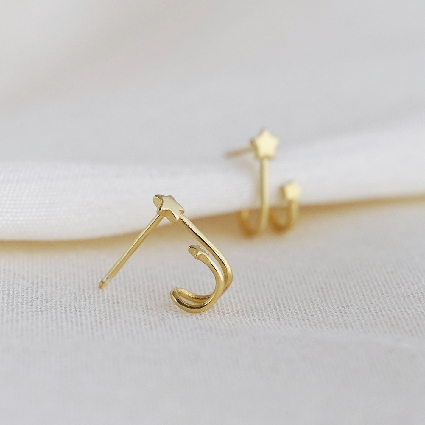 Sterling Silver Double Shooting Stars Huggie Cuff Stud Earrings 2 Tones - sugarkittenlondon