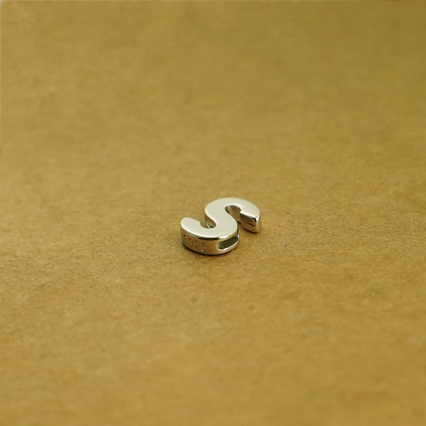 Sterling Silver Love Heart A-Z Letter Alphabet Initial Sliding Spacer Charm Bead - sugarkittenlondon