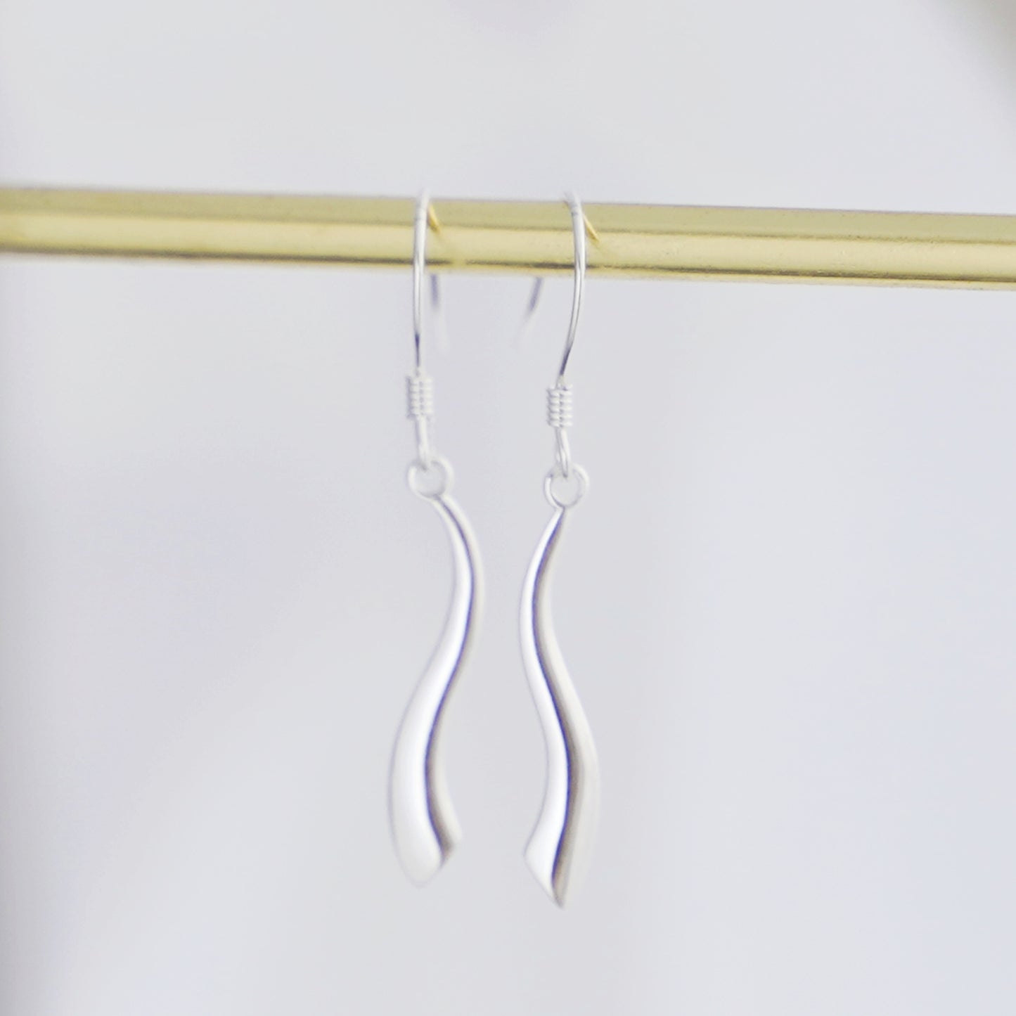 Sterling Silver Vertical Wavy Vine Line Swirl Bar S Drop Dangle Hook Earrings - sugarkittenlondon
