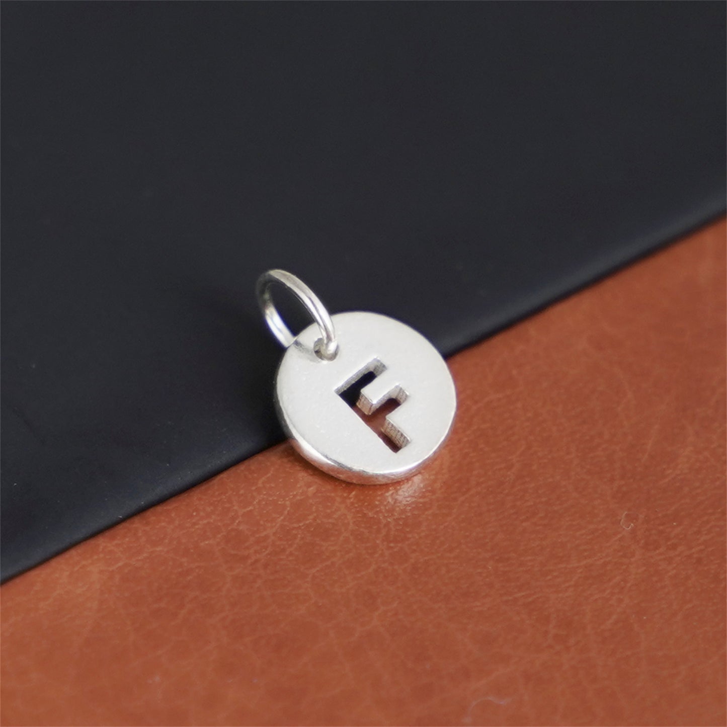 Sterling Silver A-Z Letter Alphabet Initial Disc Circle Charm Pendant - sugarkittenlondon