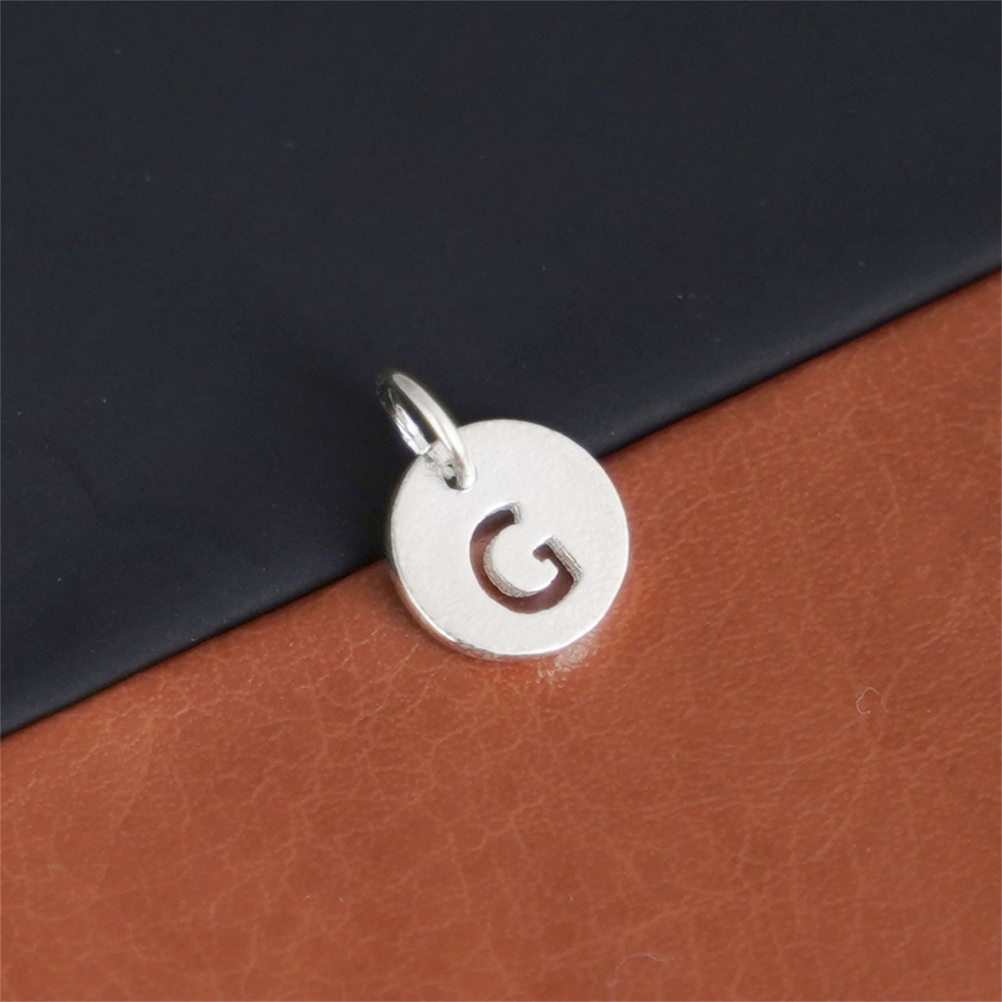 Sterling Silver A-Z Letter Alphabet Initial Disc Circle Charm Pendant - sugarkittenlondon