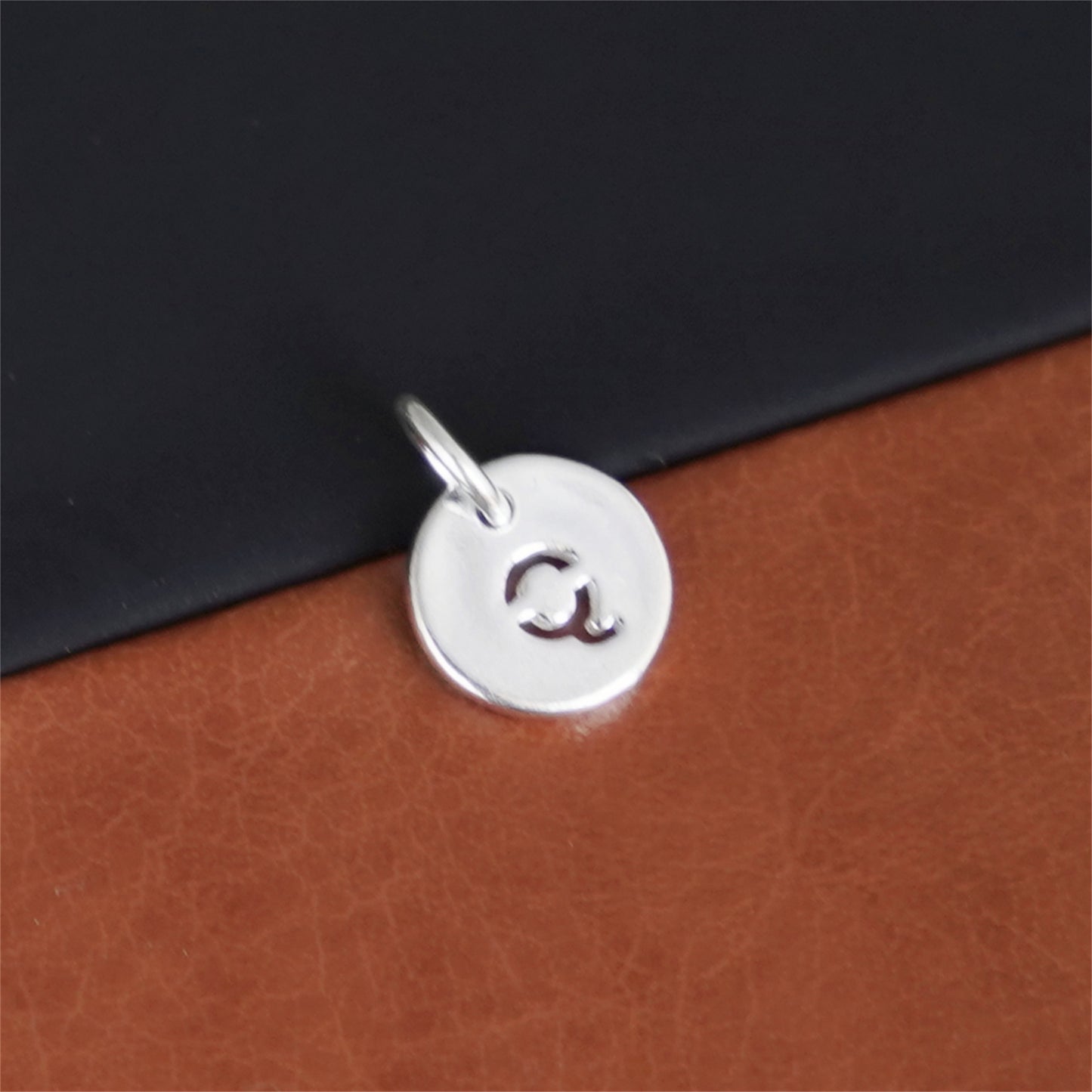 Sterling Silver A-Z Letter Alphabet Initial Disc Circle Charm Pendant - sugarkittenlondon